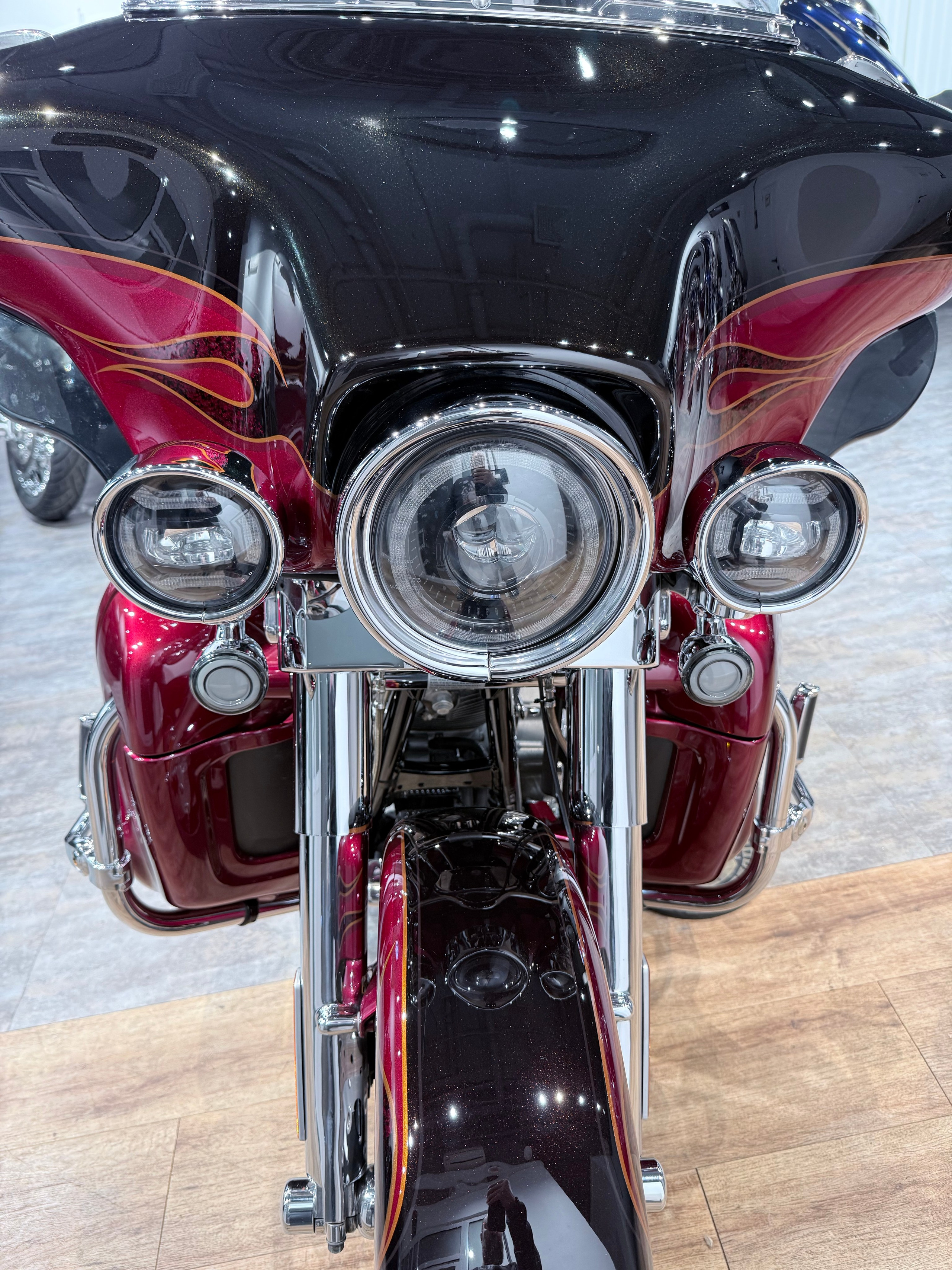 CVO Limited 110 (Exclusive Black Ember & Rio Red). Hello Davidson, Москва. Только хорошие мотоциклы…