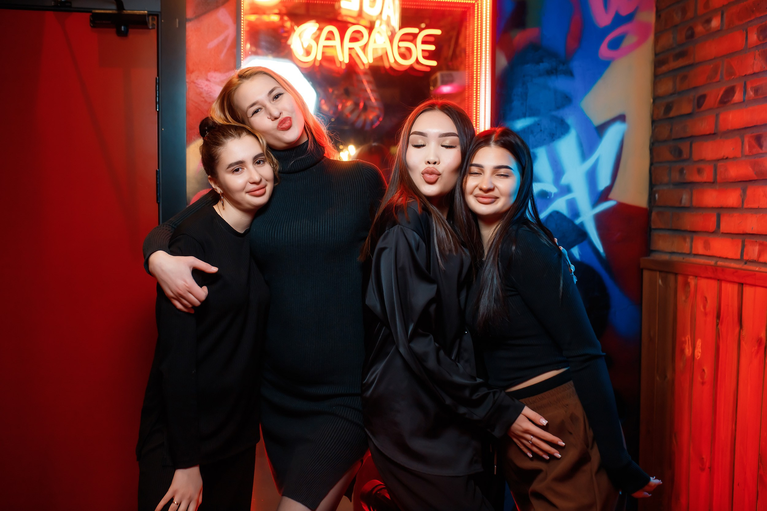 Garage. Кипятком Павлодар