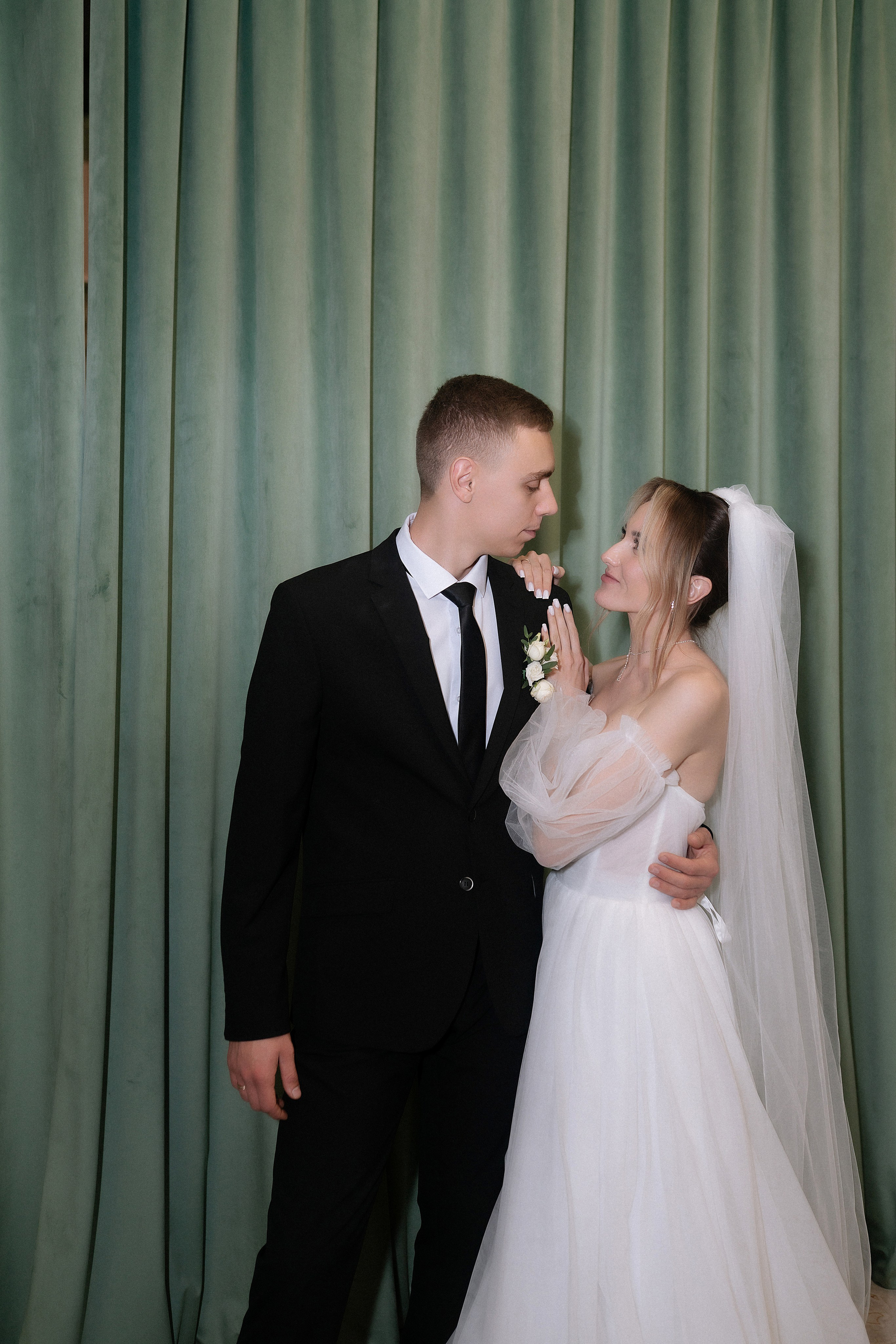 Анна и Максим 24.10.2025. Фотограф Карина Шмулёва. Воронеж и область