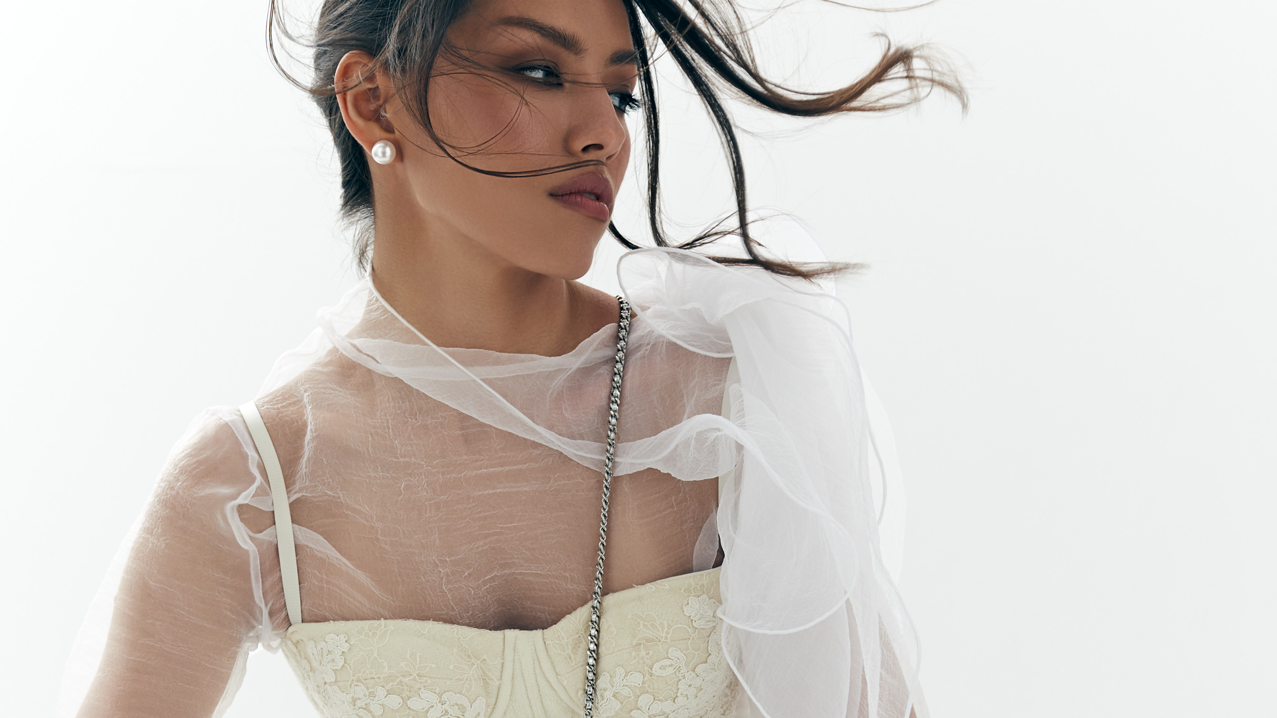 Фотограф для брендов одежды и маркетплейсов в Москве