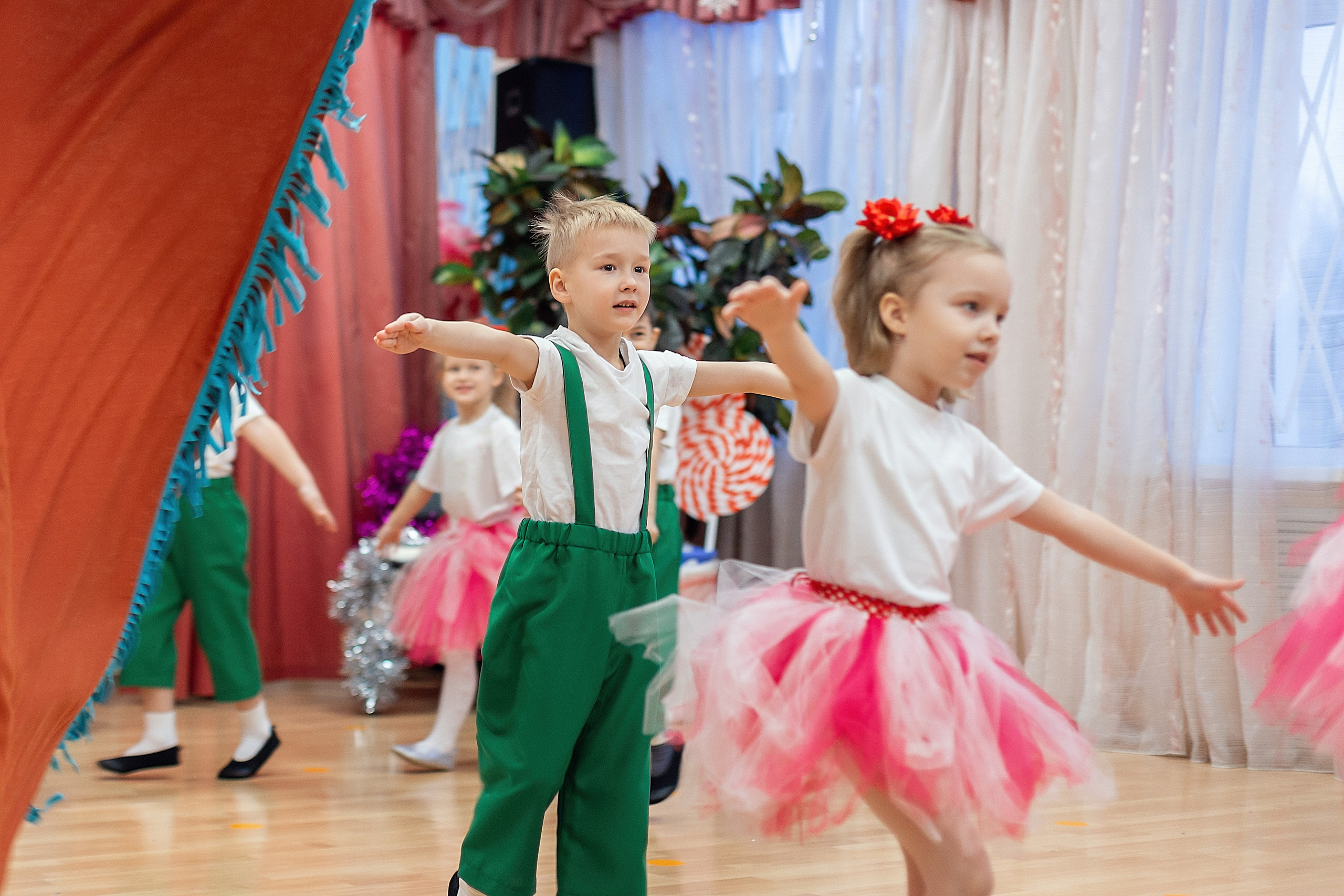 Утренник_"Карамельная фабрика» 2024. Семейный фотограф в Санкт-Петербурге