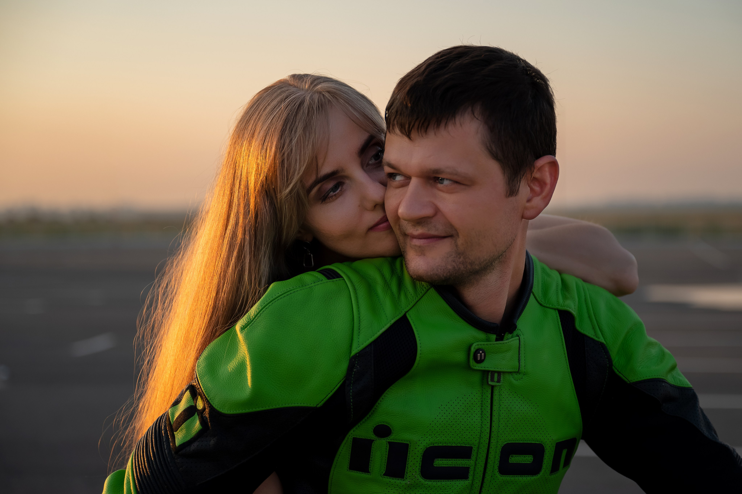 Love story на байке в Ростове-на-Дону. Школьный и семейный фотограф в Ростове-на-Дону