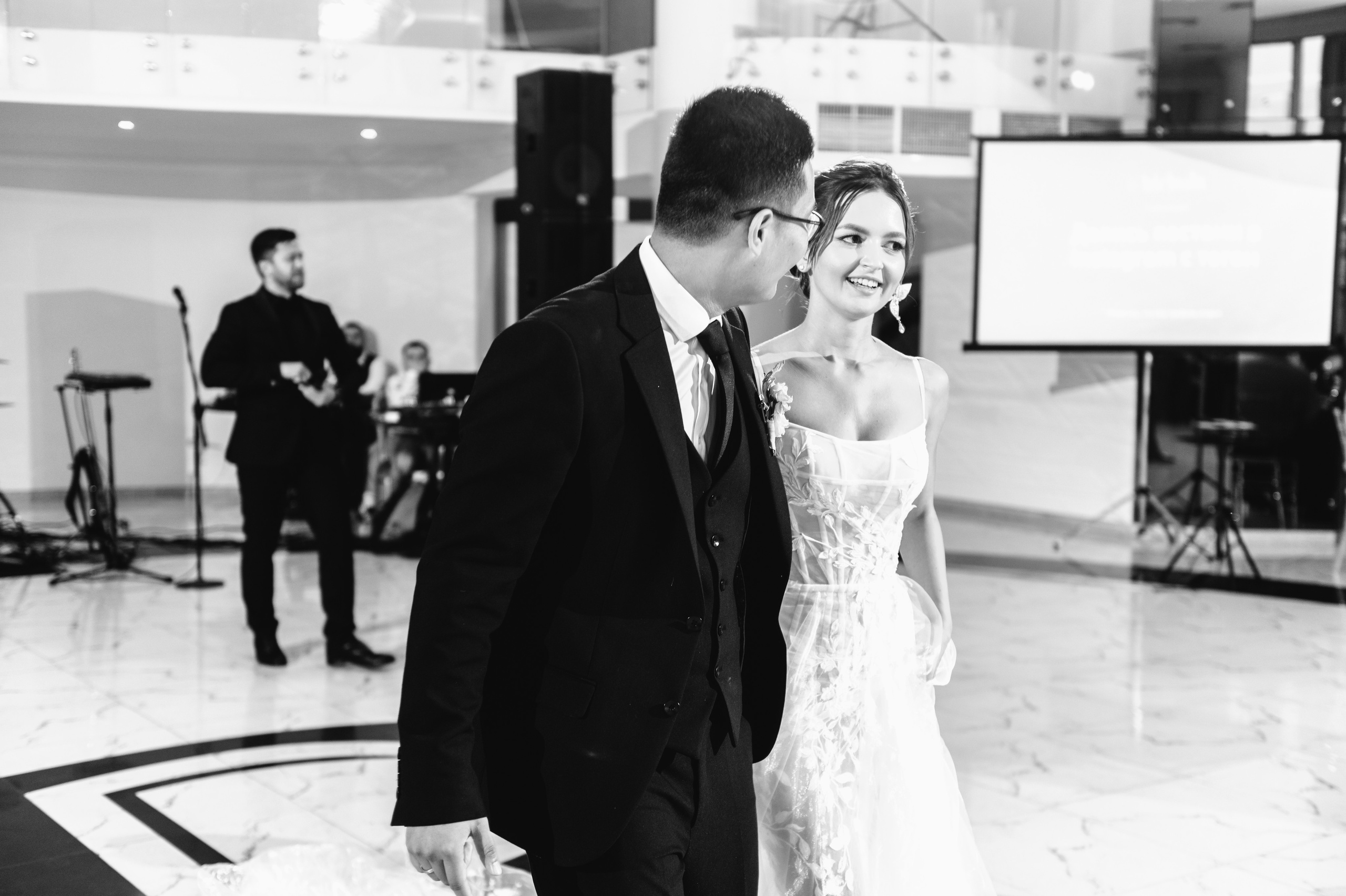 Вьет и Виктория Краснодар. Свадебный фотограф в Ростове-на-Дону Тарасенко Константин