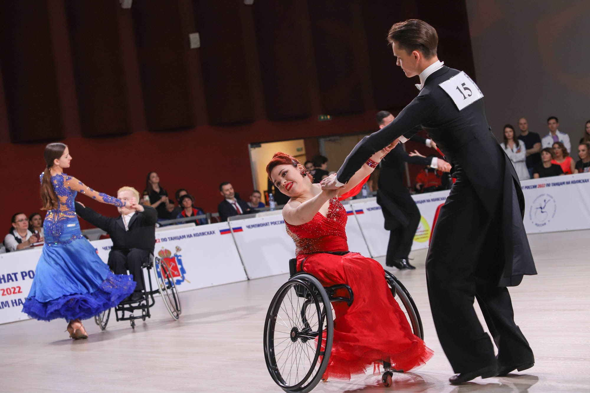 Чемпионат России по танцам на колясках. Фотограф Дарья Попова