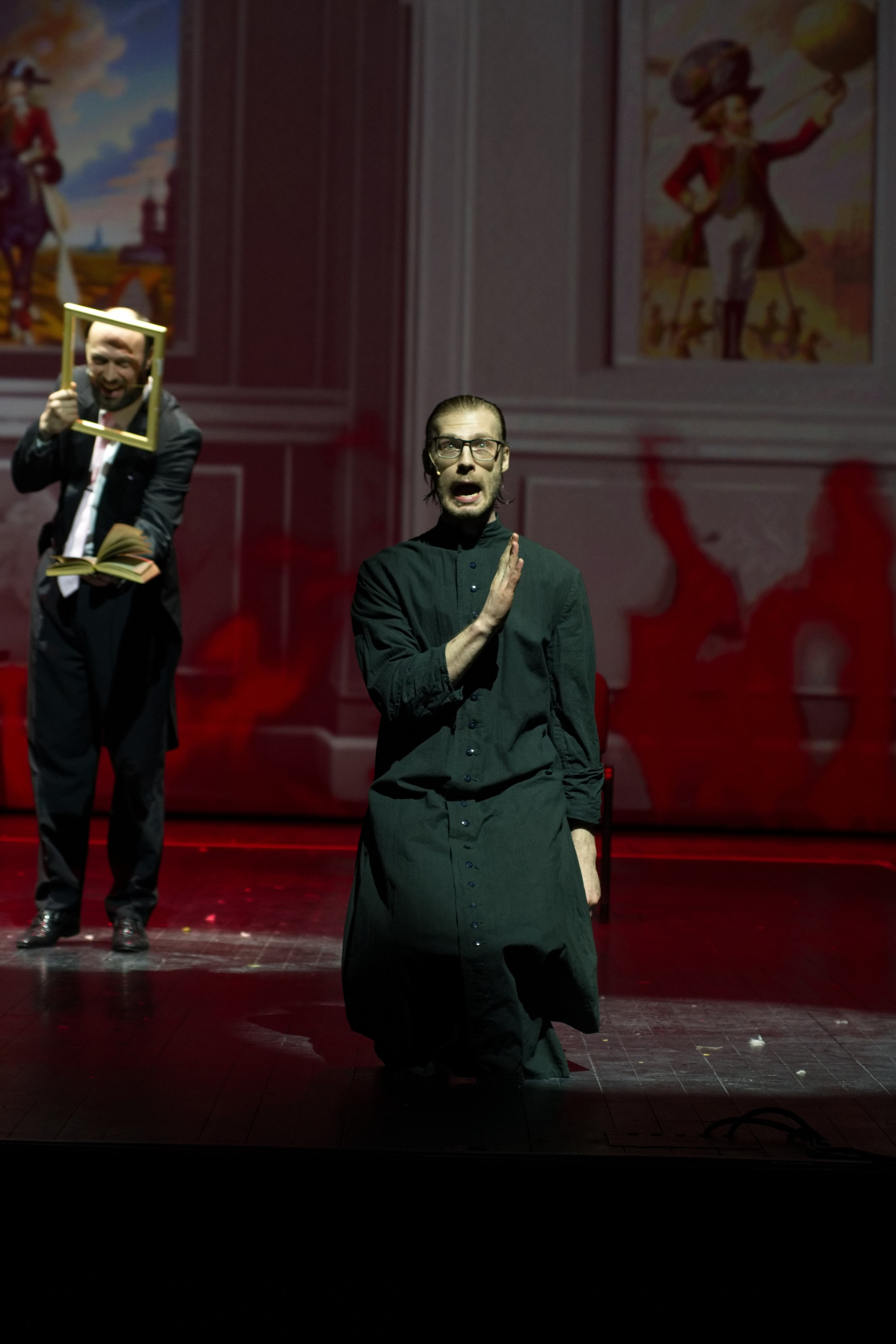 Театр И-Он, Мюнхгаузен. Семейный и детский фотограф Антон Зорин