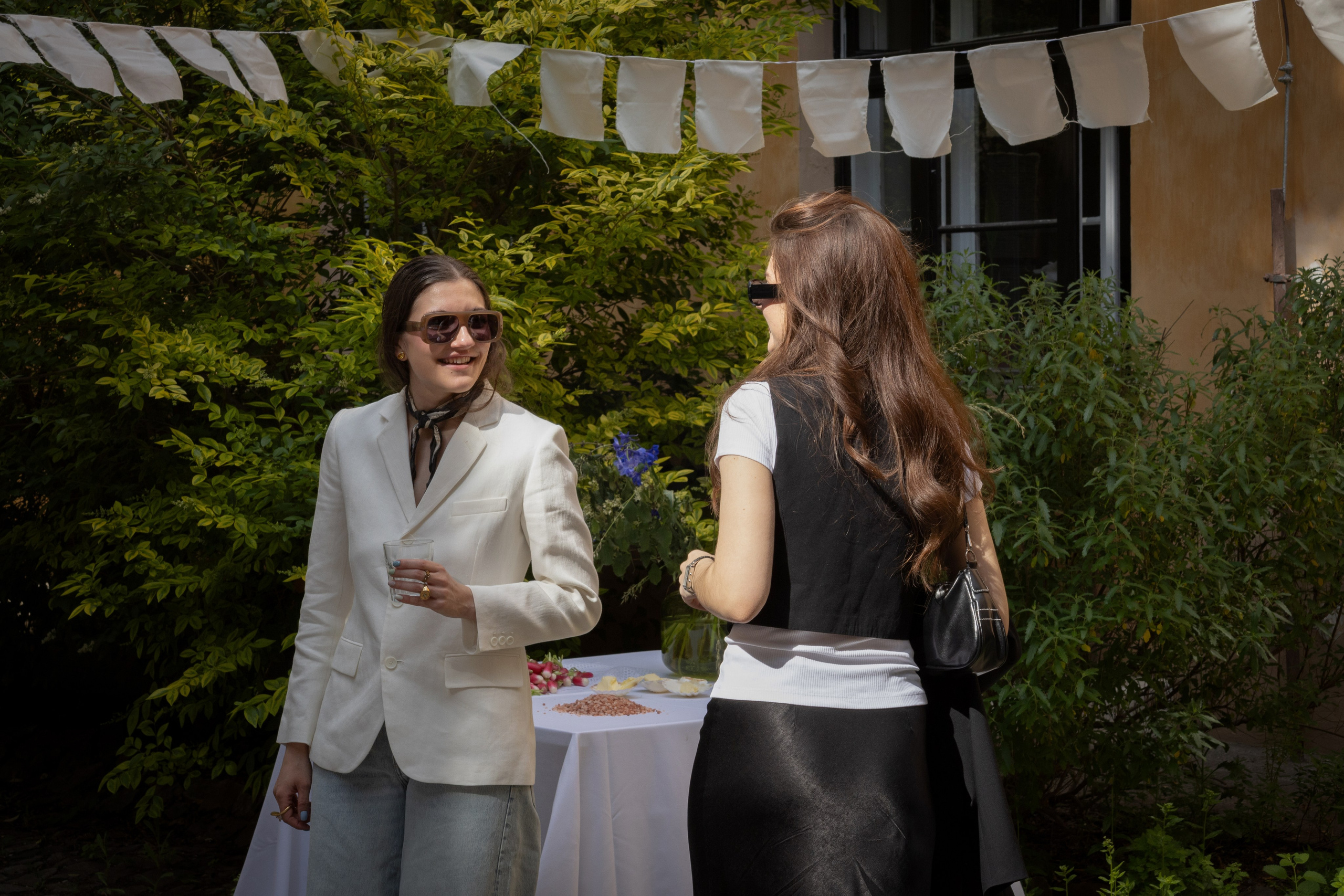 Prague, book presentation. Magic photos