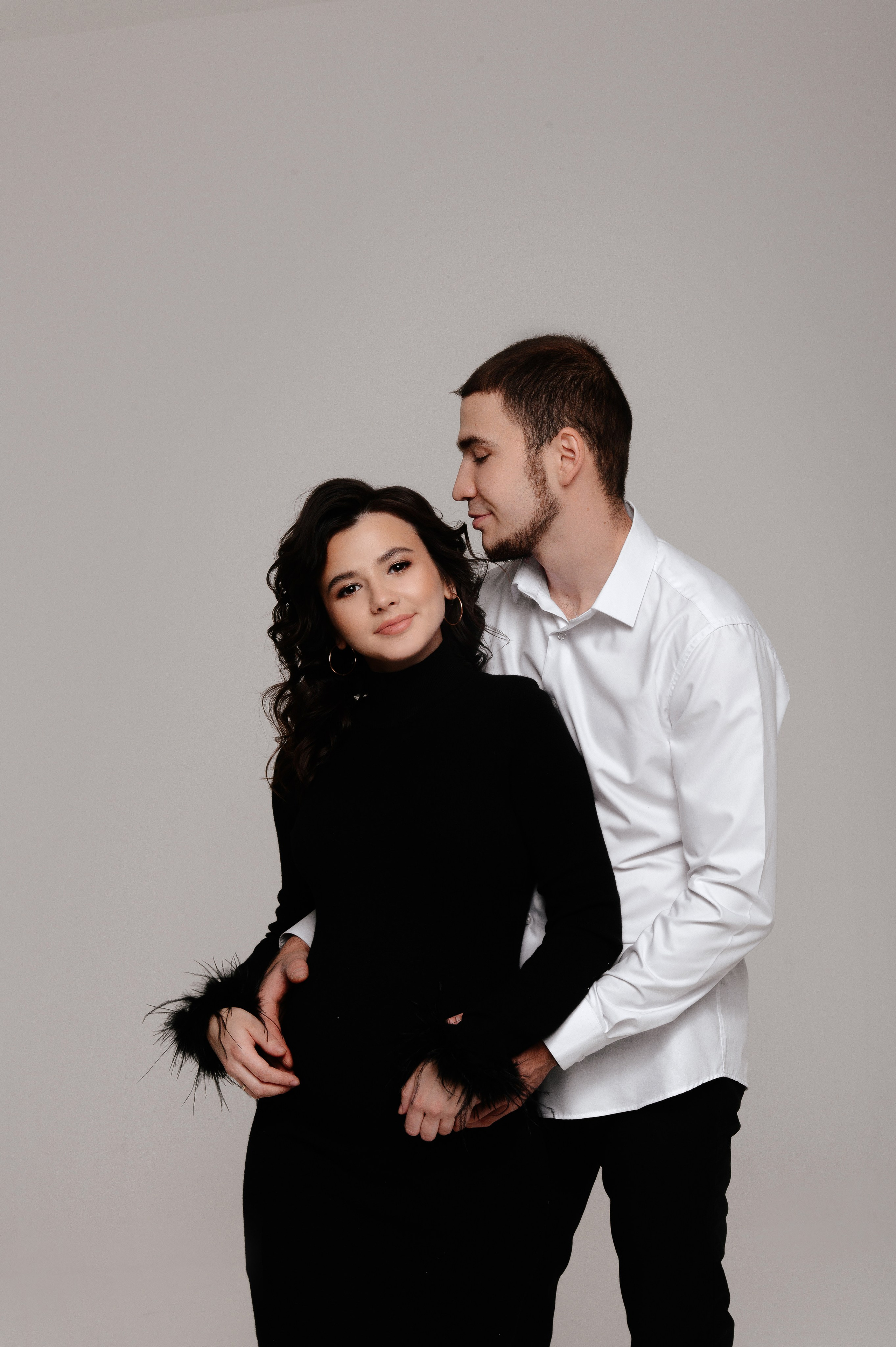 Фотосессия «в ожидании чуда» в Караганде. Свадебный фотограф Караганда