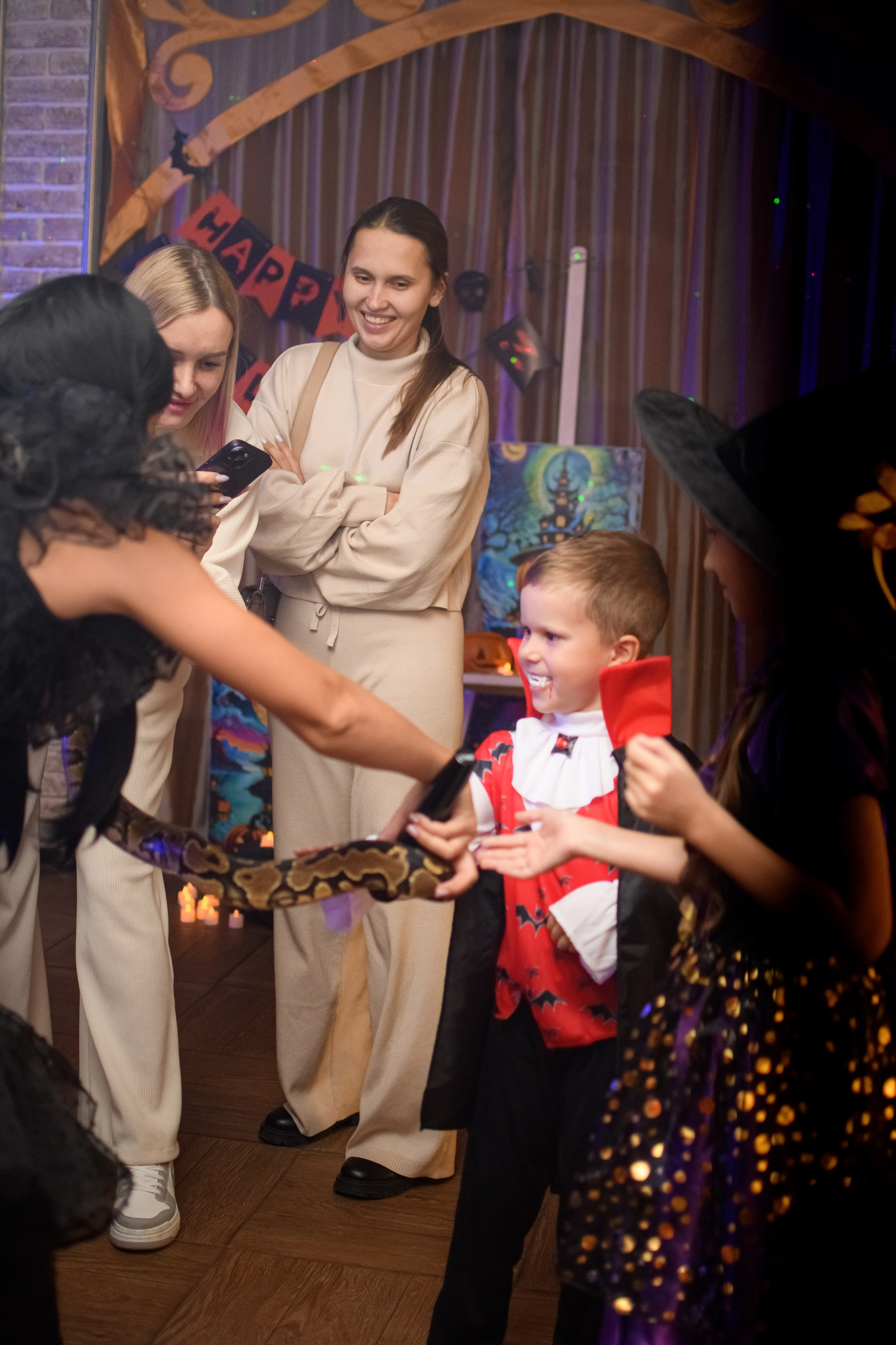 HALLOWEEN. Photokarish