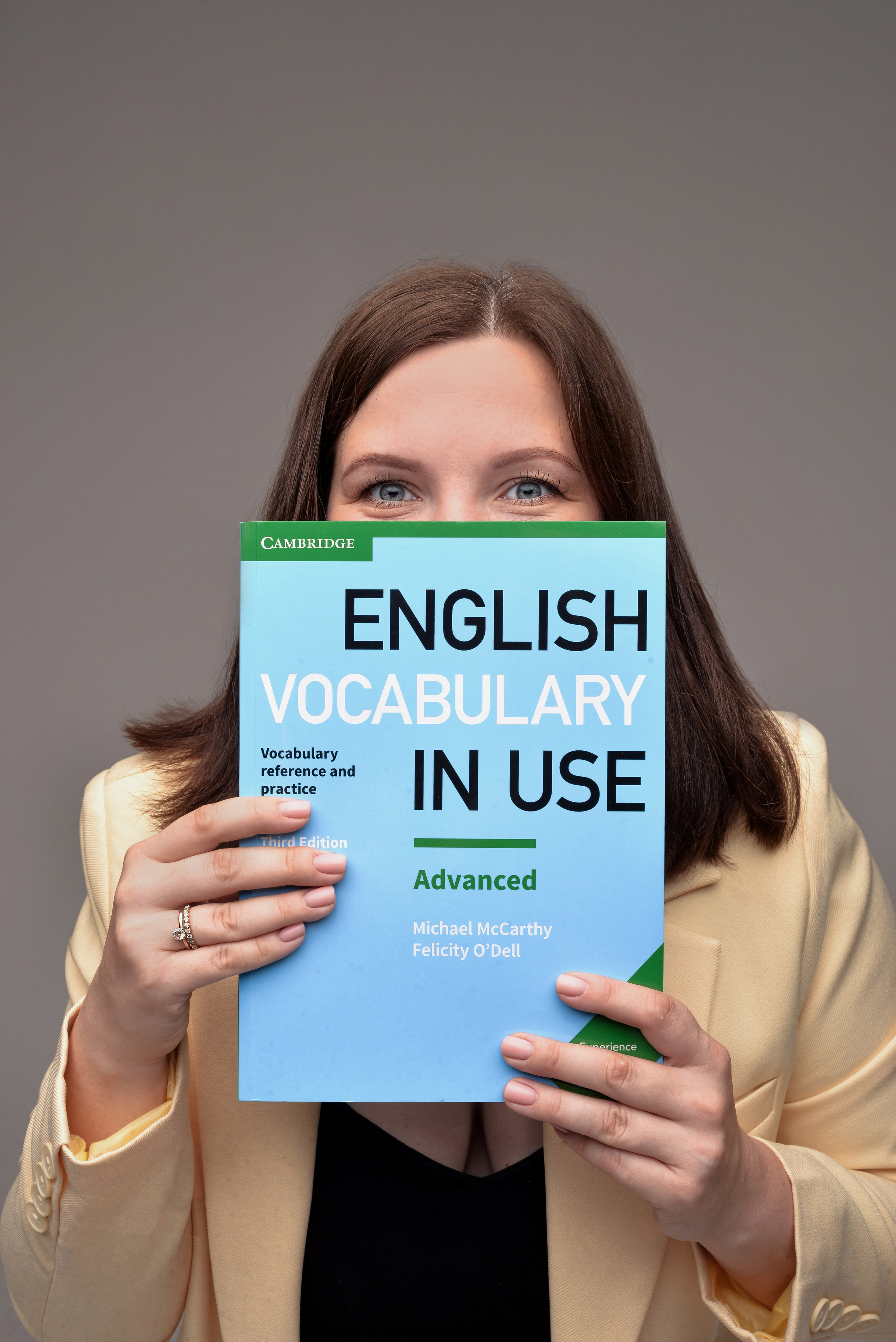 Ольга, контент съемка на циклораме. Семейный и свадебный фотограф Галина Абакумова, фотосессии в Белгороде