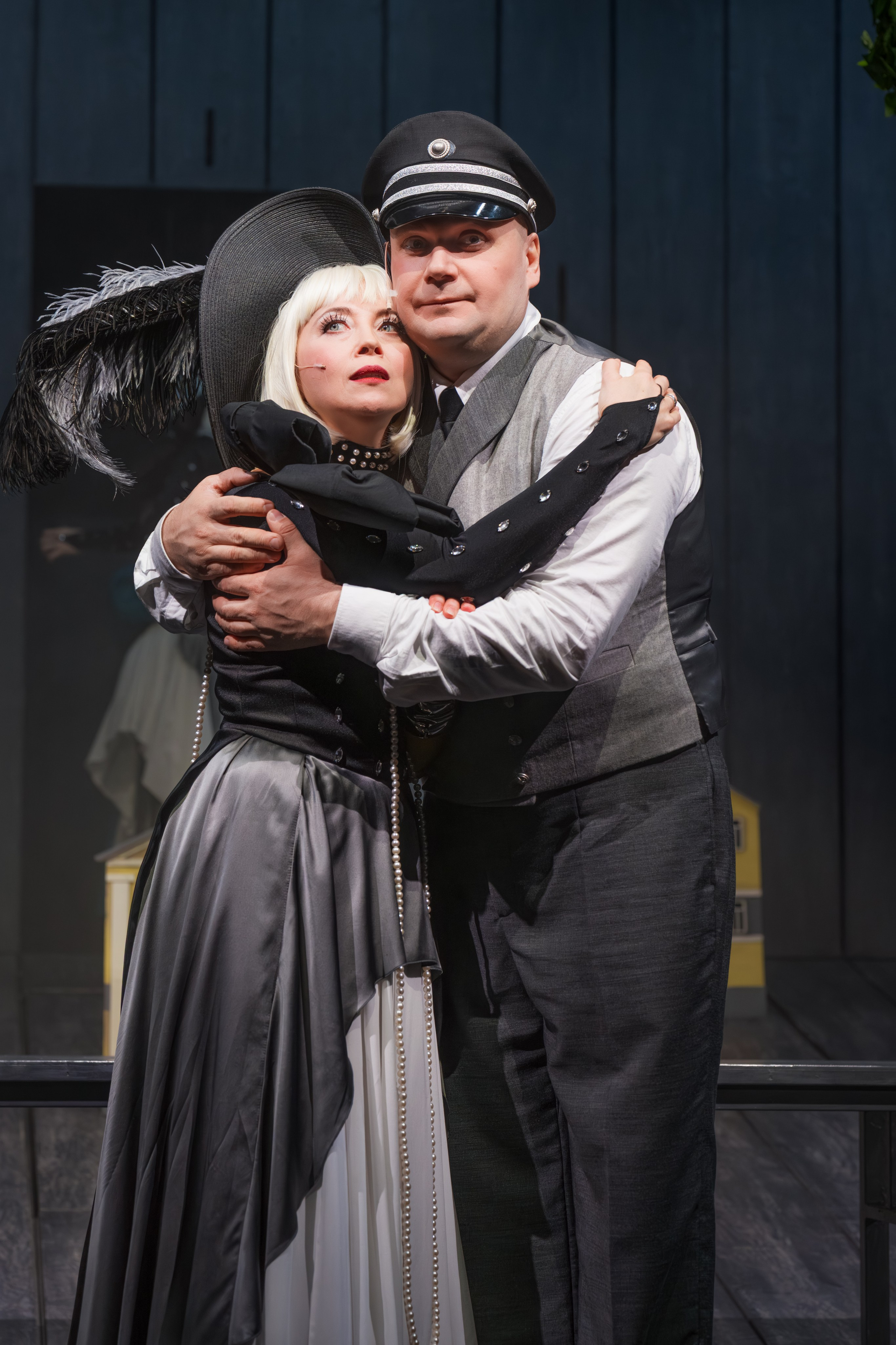 Театр Терезы Дуровой: Ревизор. Сайт фотографа Сергея Абрамова