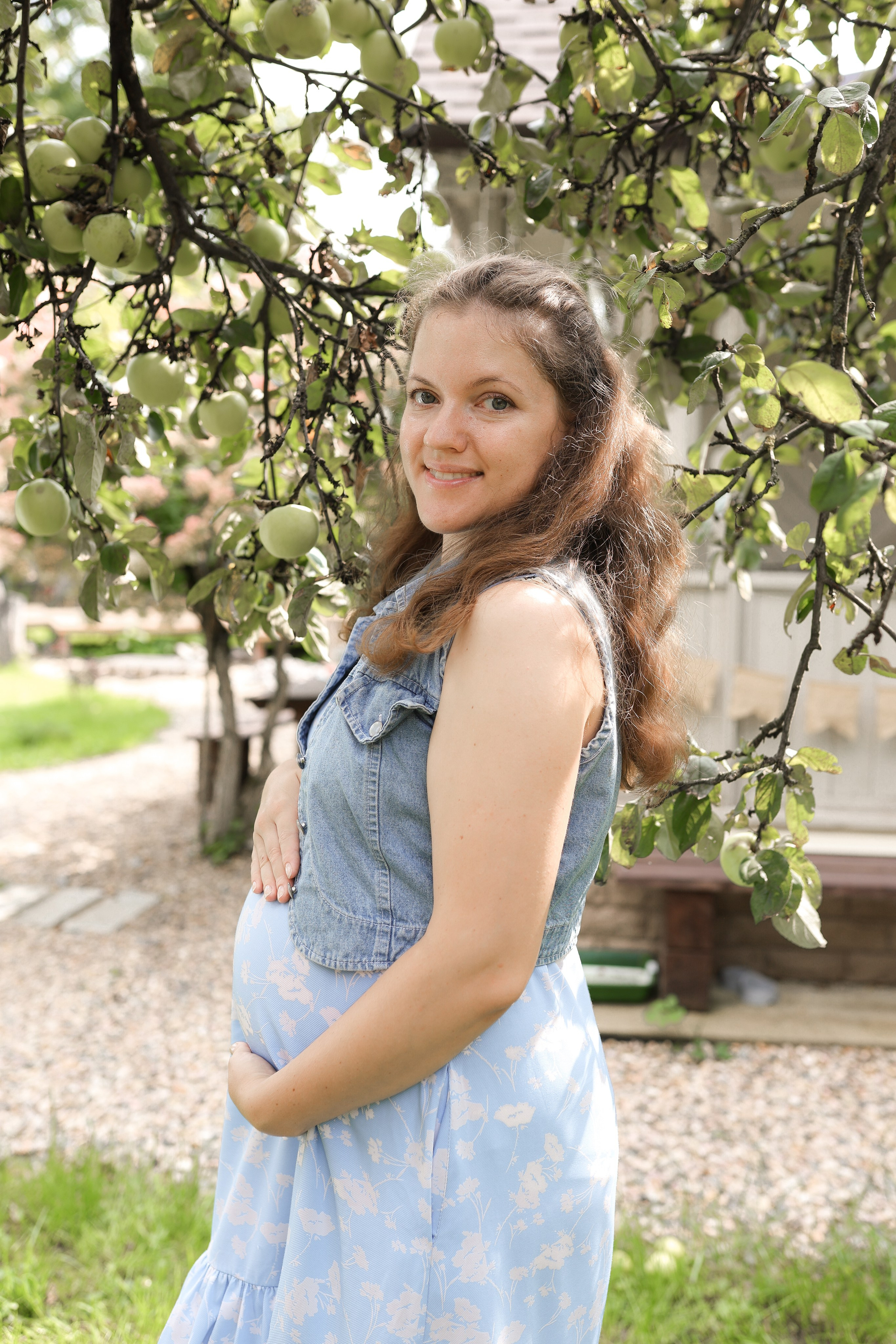 Фотосессия беременности в загородной студии Купавна. Фотограф в Железнодорожном и Балашихе