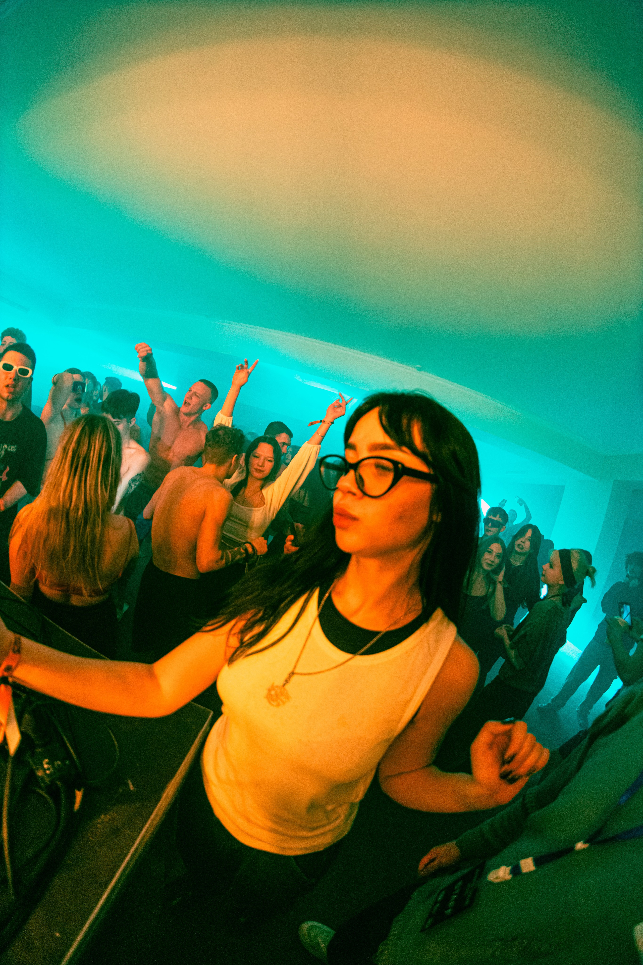 ZHARA TOUR DOMBAY | 2025 | PART1. ZHARA CREW