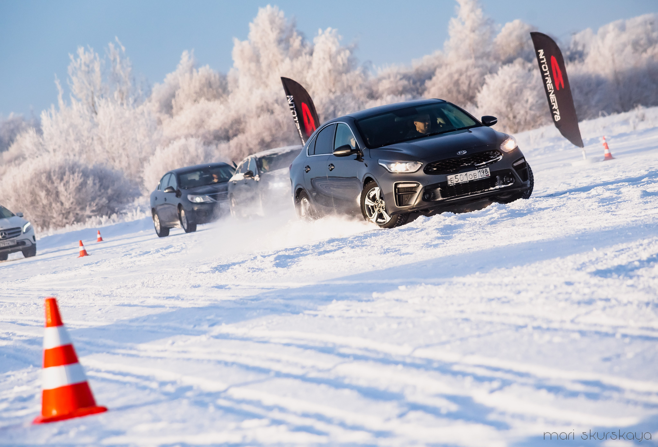 Контраварийная практика вождения автомобиля. Мотофотограф в Санкт-Петербурге Мария Скурская