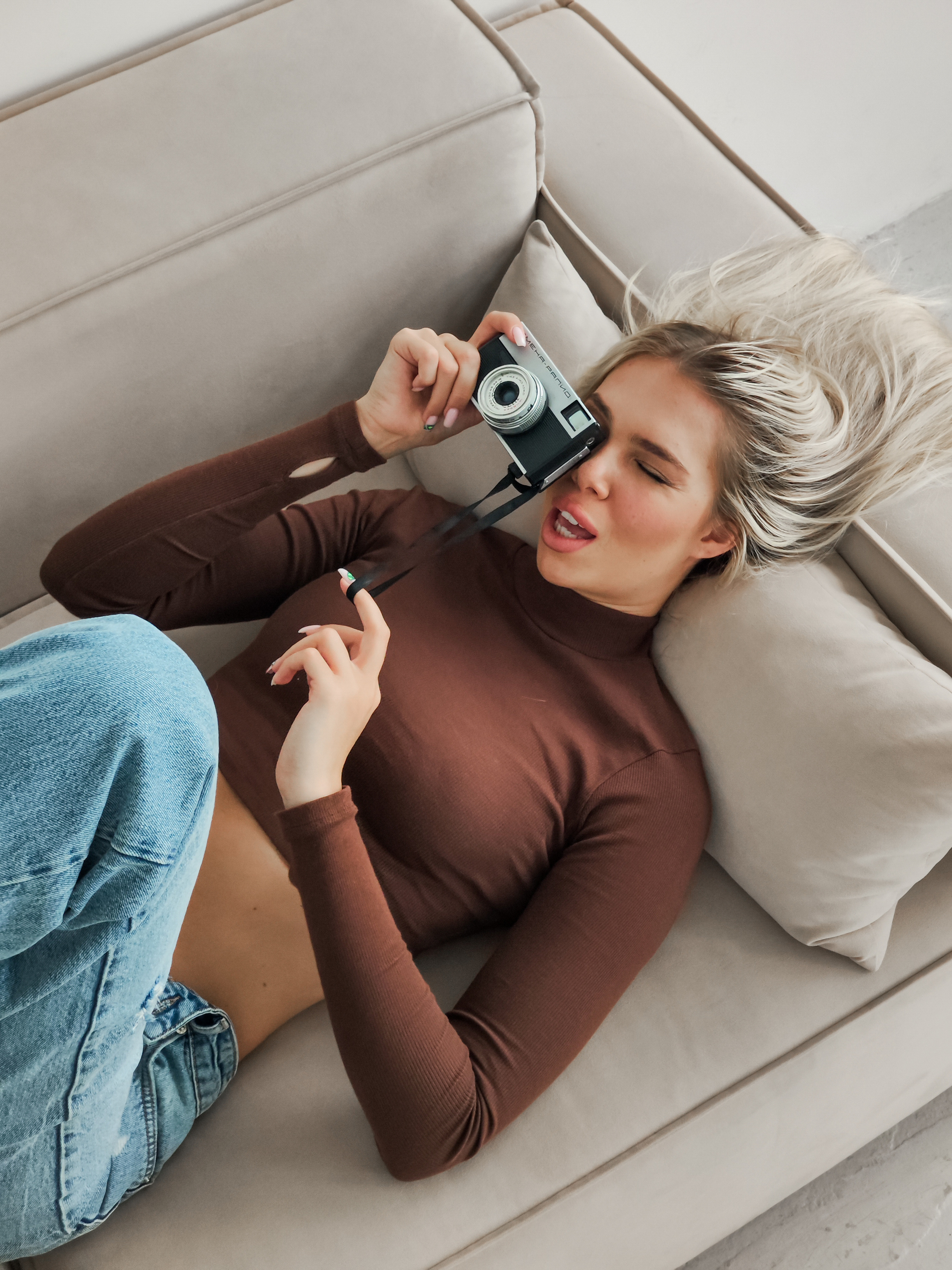 Pinroom #3 Arin. Создание ИИ контента, фотосессии, инфографика в Москве