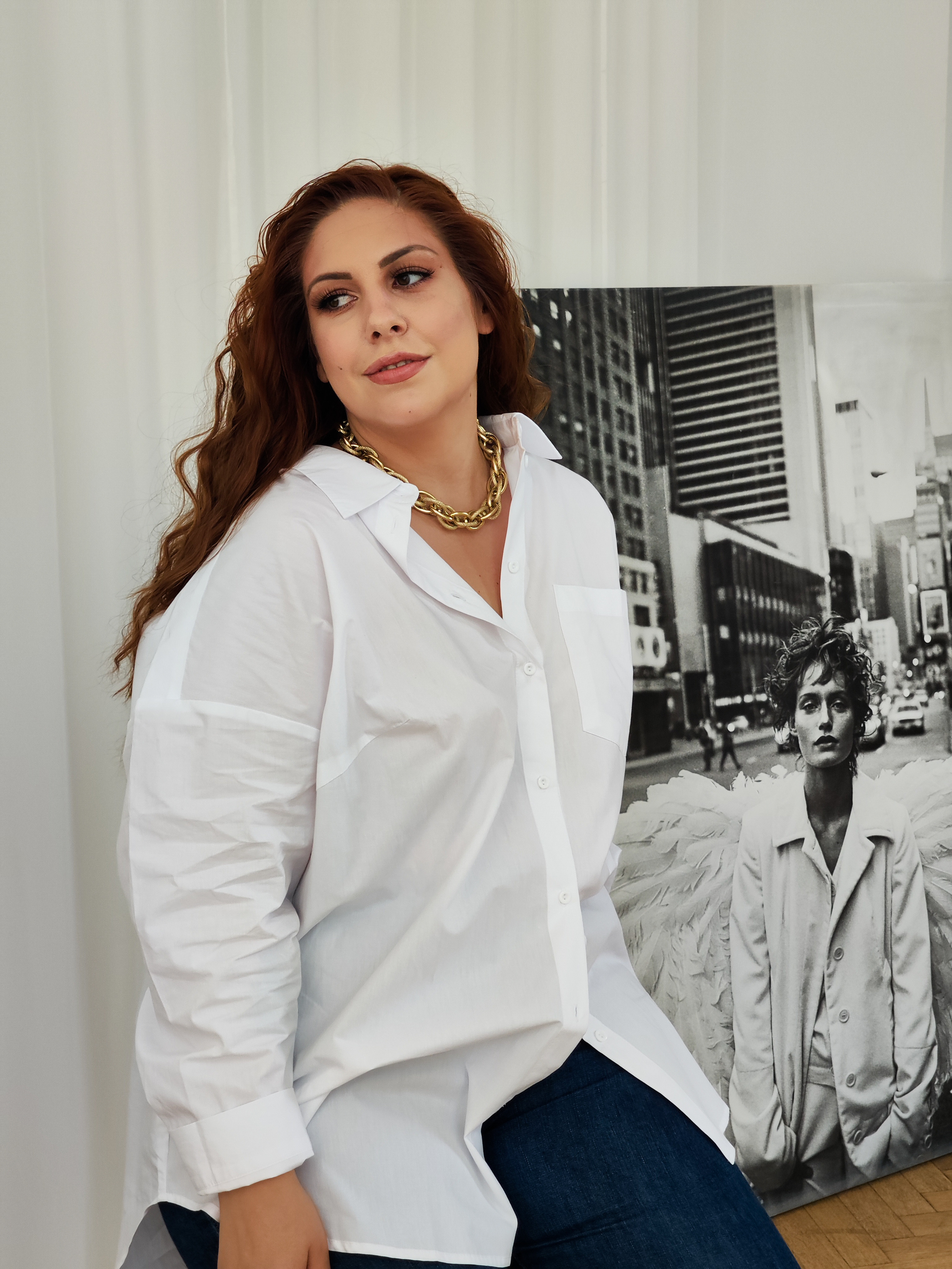 Pinroom #7 Mary. Создание ИИ контента, фотосессии, инфографика в Москве