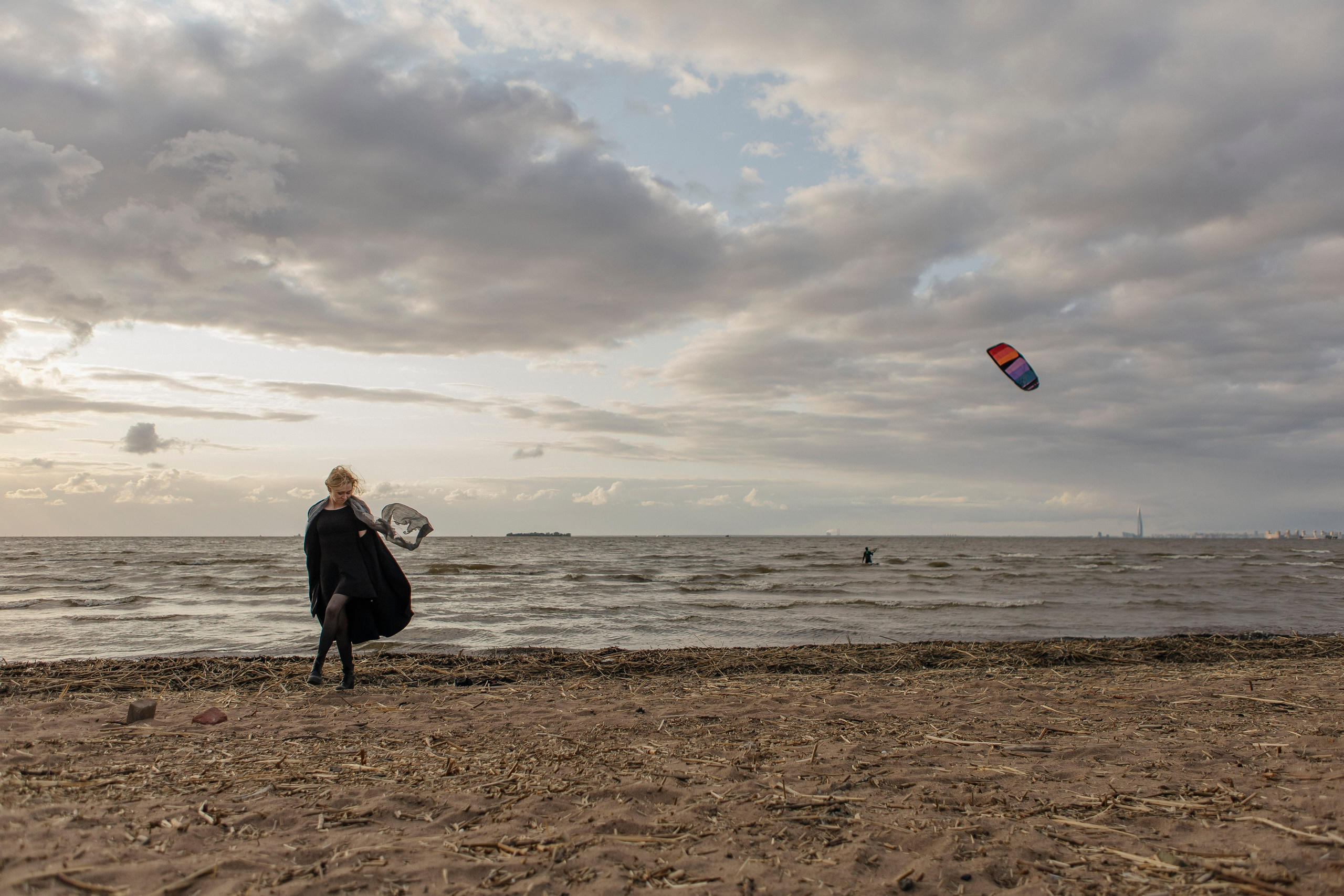 Оля на пляже. Свадебный семейный фотограф в Санкт-Петербурге СПб Евгения Гинзбург