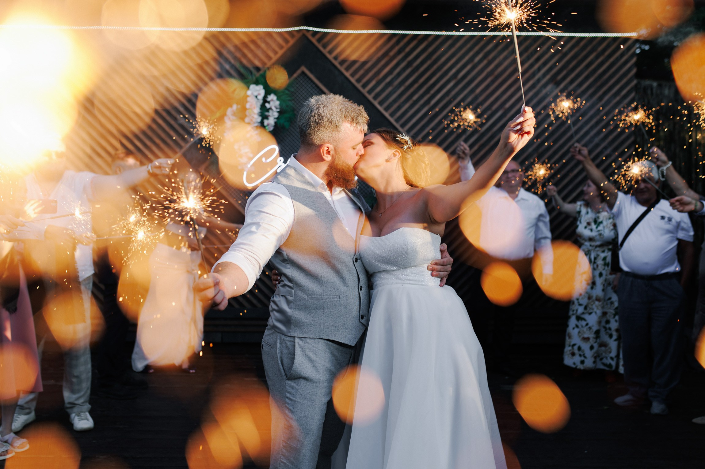 Свадебная фотосессия на финском заливе. Свадебный фотограф СПБ