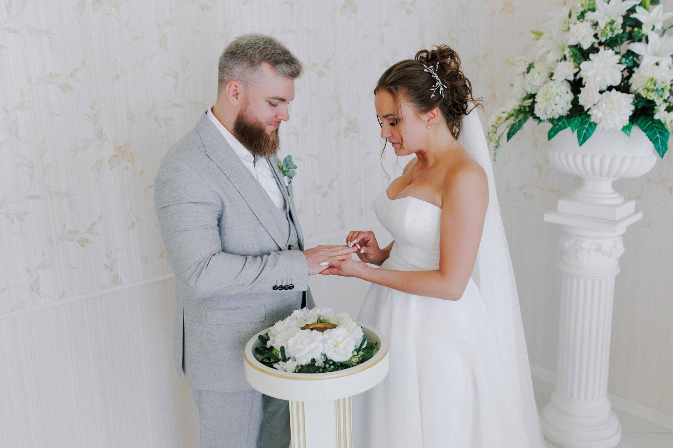 Свадебная фотосессия на финском заливе. Свадебный фотограф СПБ