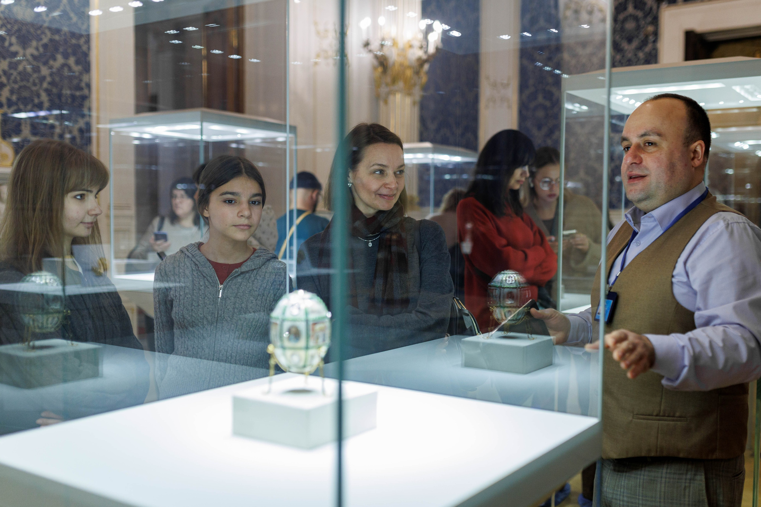 Экскурсии в Музее Фаберже. Экскурсии по Музею Фаберже и Санкт-Петербургу гид Арутюн Караджаян