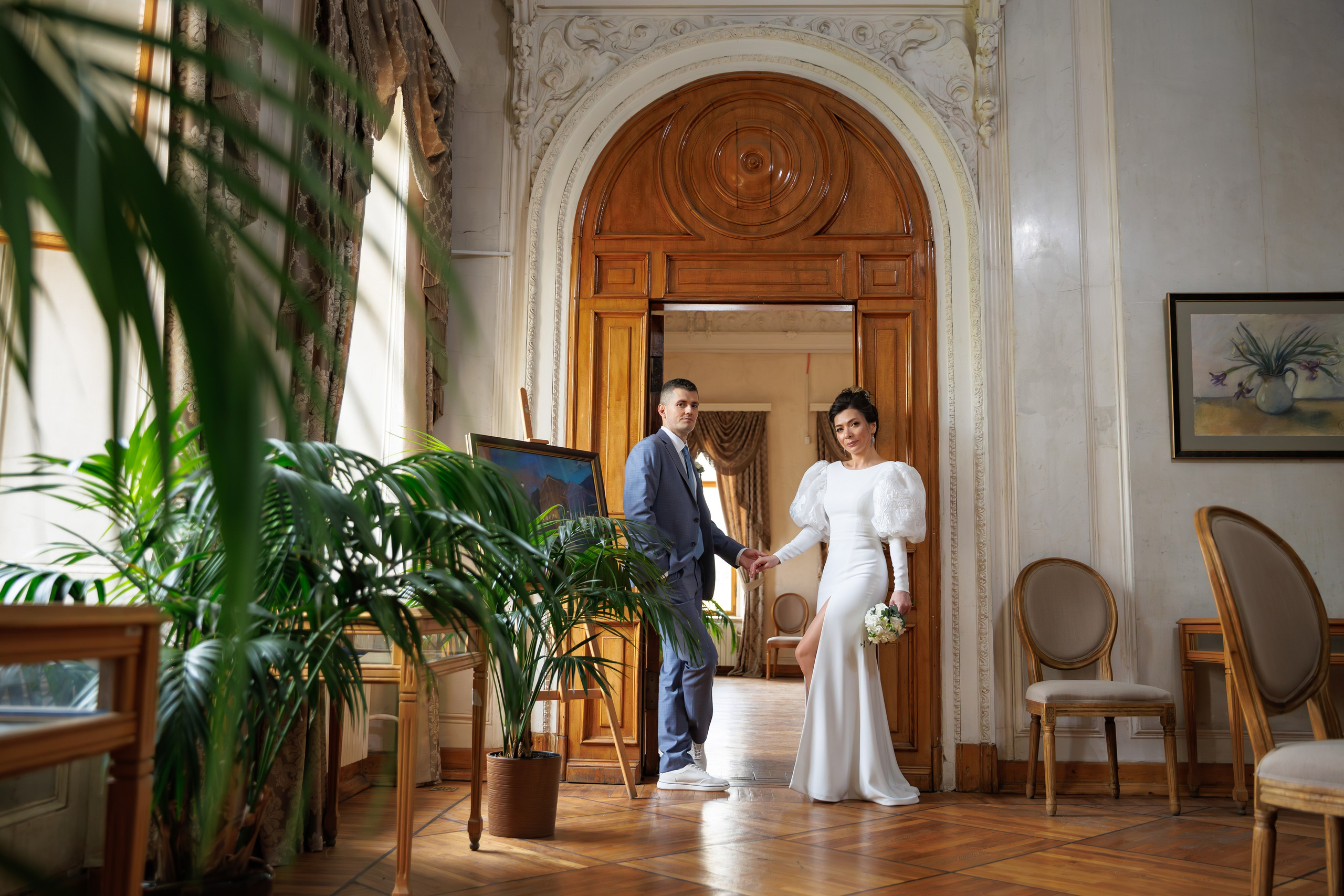 Свадебная фотосессия в библиотеке читальне им Пушкина. Свадебный фотограф Москва и МО Сергей Киржаев