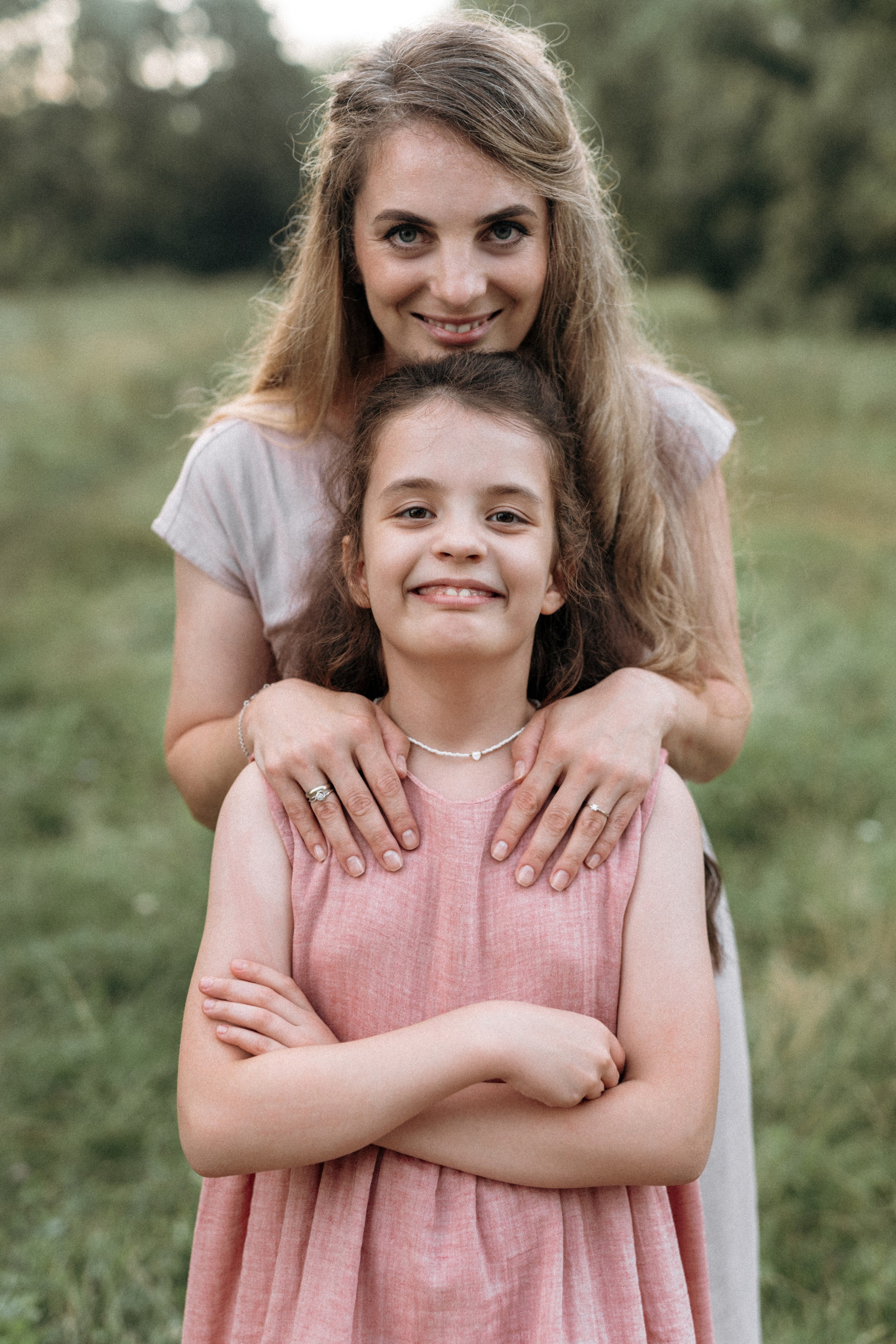 Семейная фотосессия на берегу реки для Миши, Тани, Сони и Таи. Свадебный фотограф в Тамбове Павел Четвертков