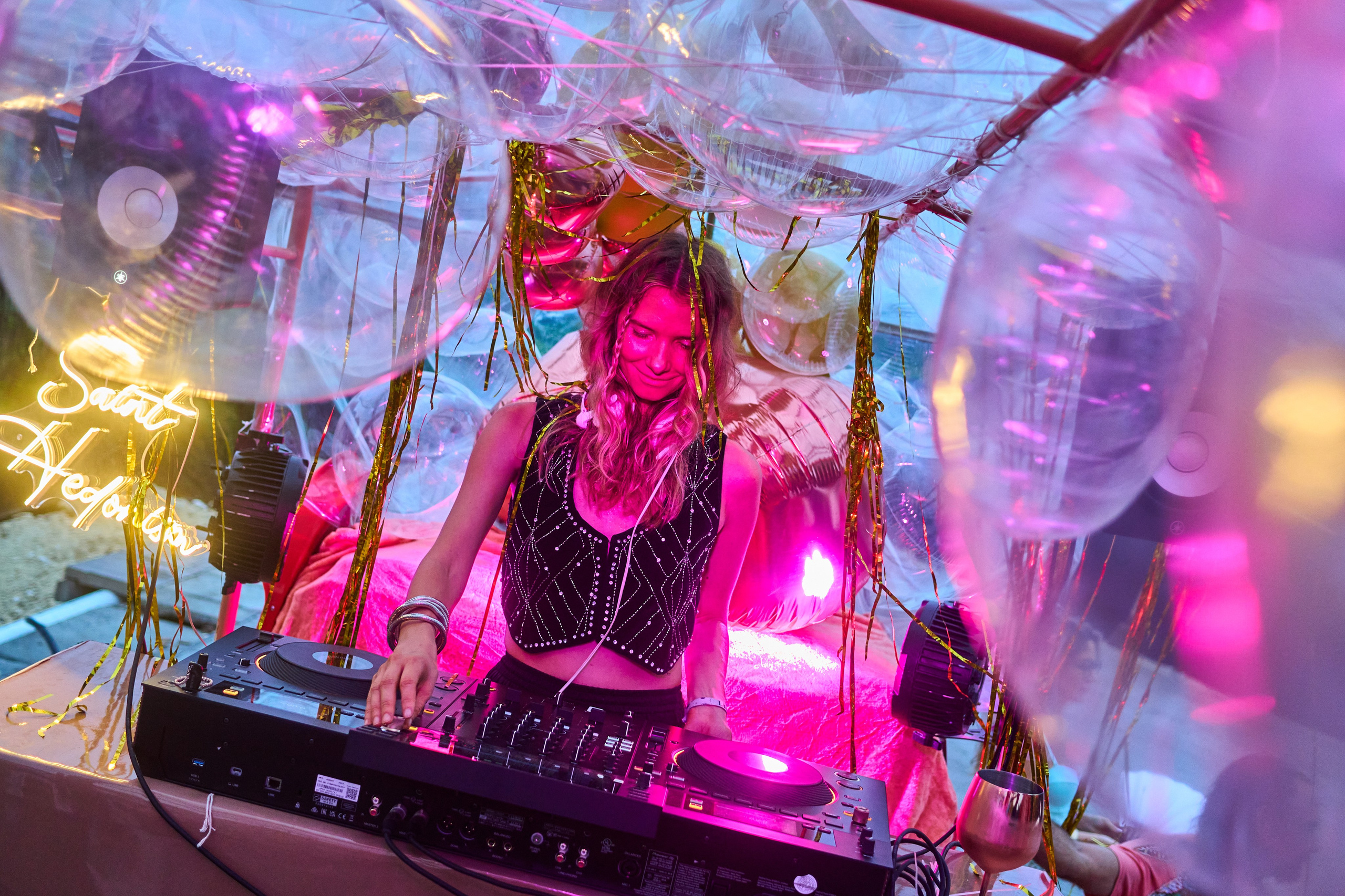 Lampu2024. See the moment and catche. commercial and reportage