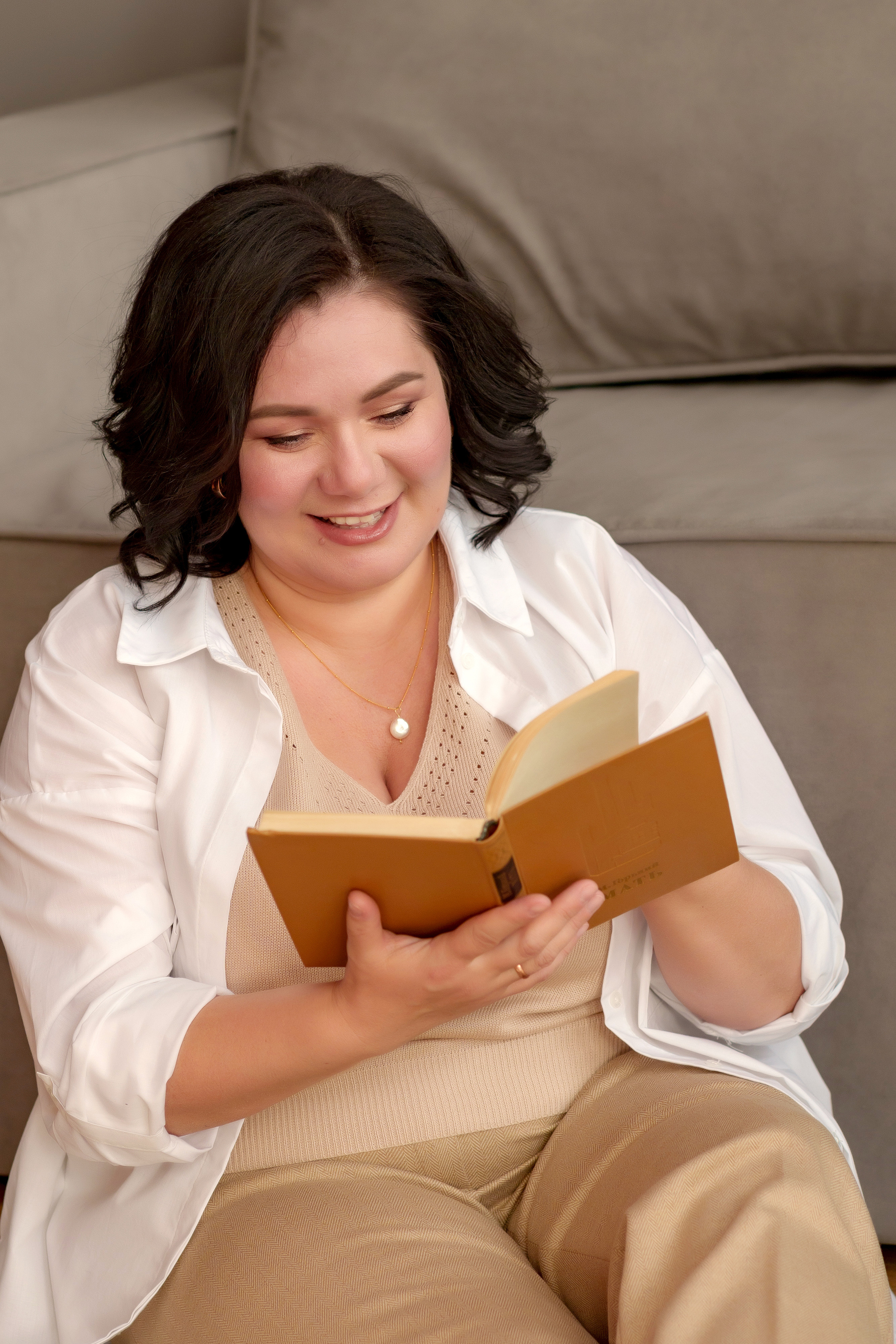 Елена в студии. Школьный и семейный фотограф в Ульяновске Елена Агафонова