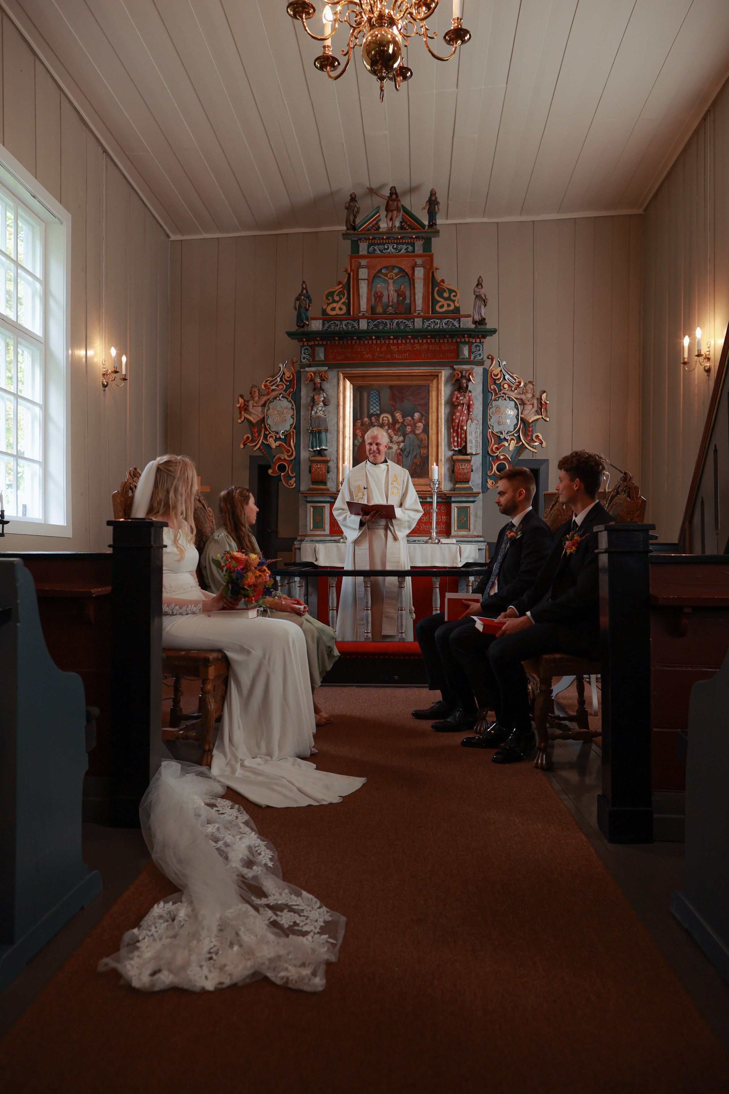 OSLO, NORWAY |ELINE + KRISTIAN. Elopement Wedding Photographer