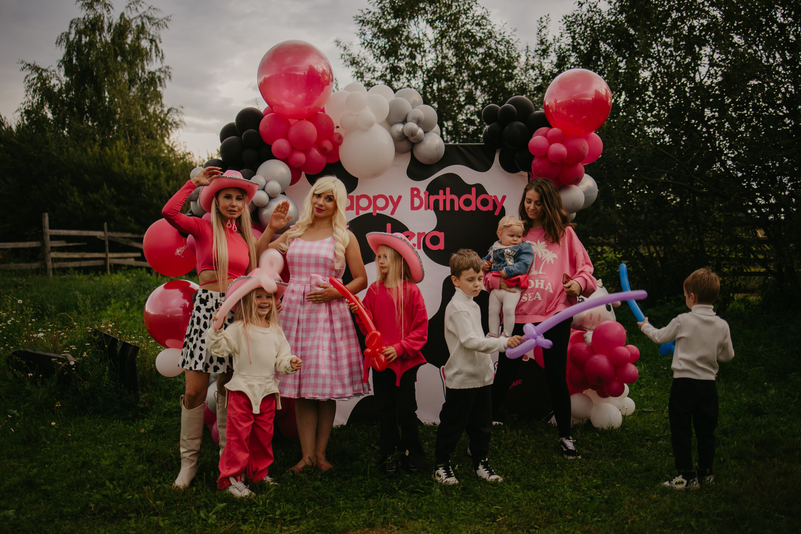 Лера 2 годика. Репортажный и портретный фотограф в Санктпетербурге. Видиосъемка мероприятий в Санкт-Петербурге