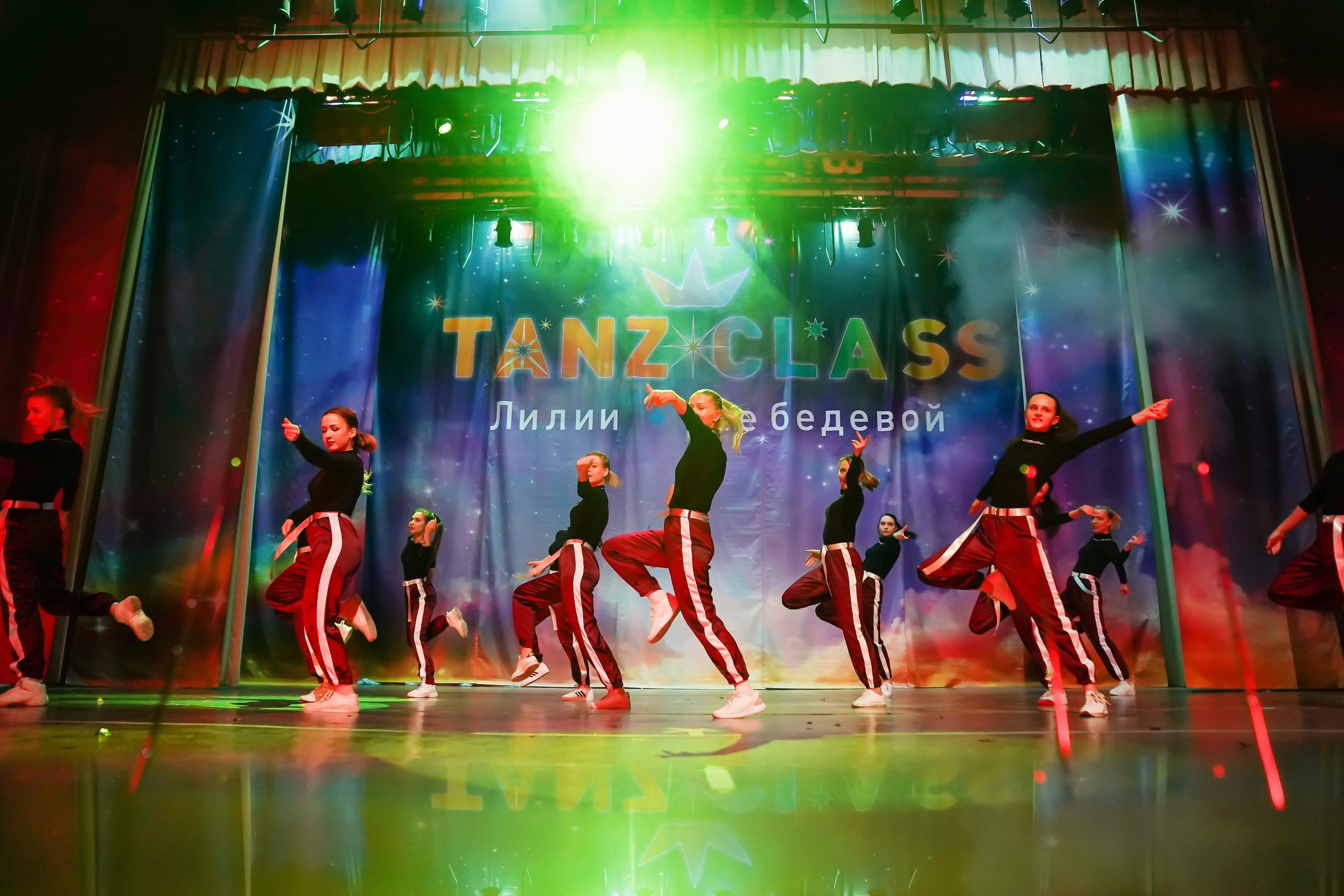 Фото с творческого вечера "Из весны в лето" Tanzclass Лилии Лебедевой, Фрязино. Tanzclass Лилии Лебедевой, Фрязино