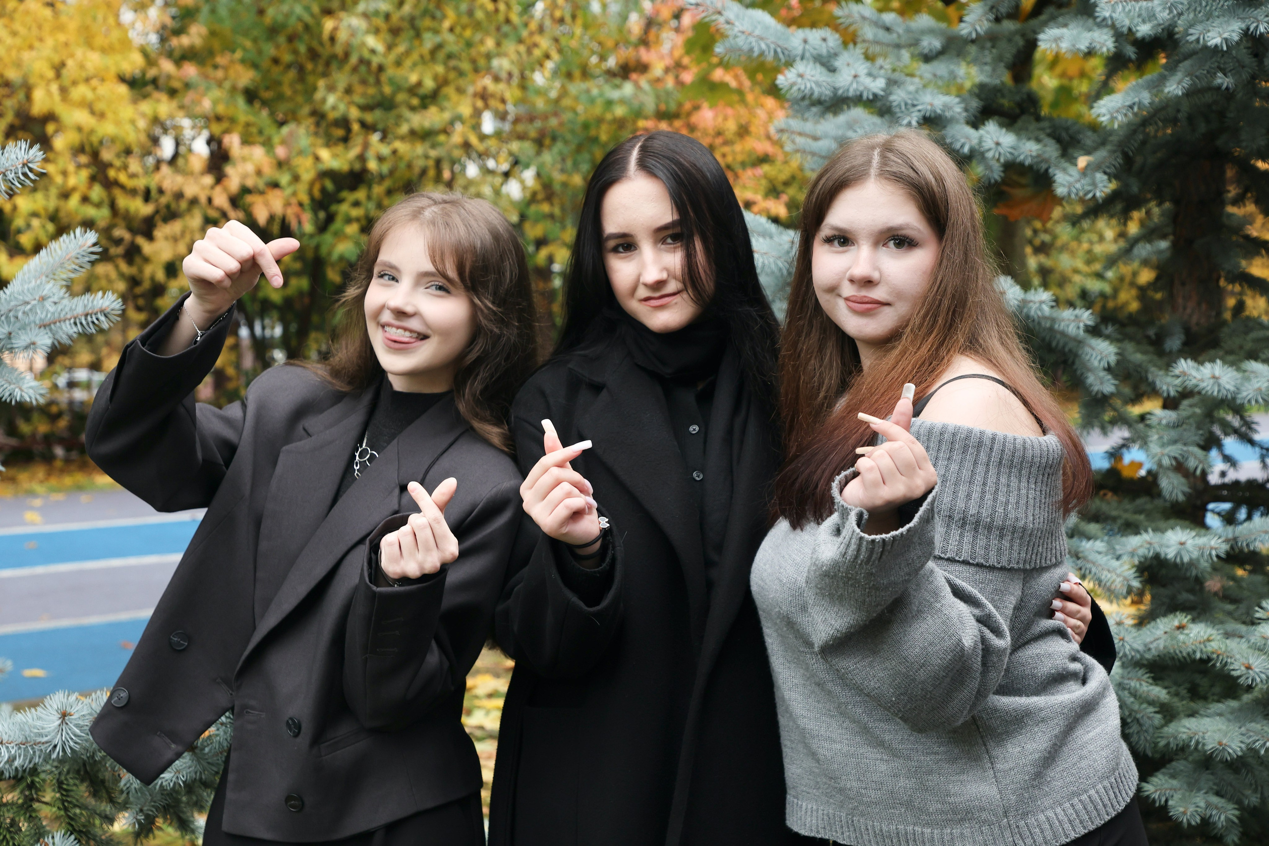 9/11 класс. Групповые фото. Школьные выпускные альбомы в Москве Марина Николаева