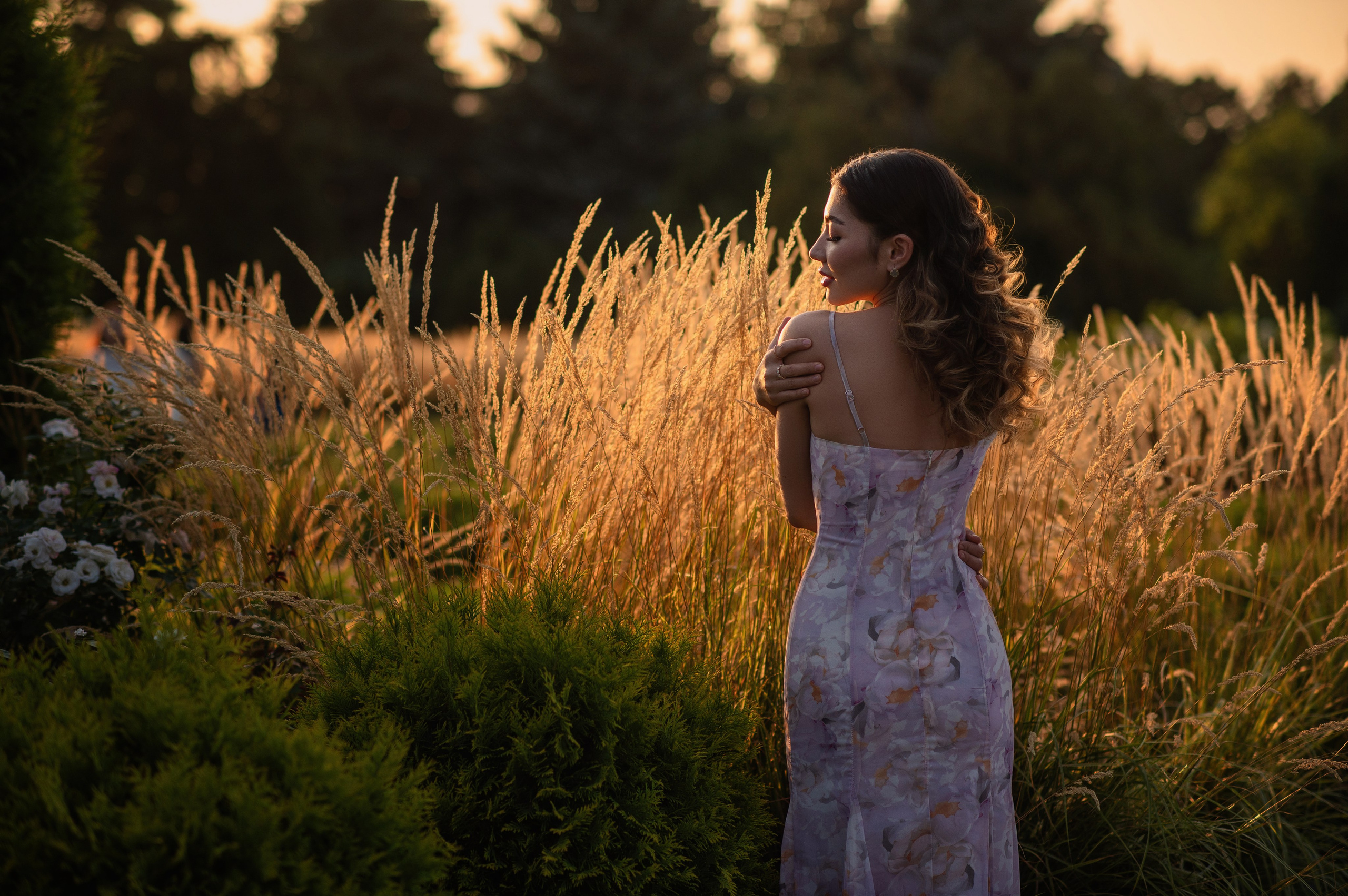 Laura. Елена Северина фотограф, Алматы: репортаж (спорт, концерты, конференции), предметная и фуд-съёмка, портреты, каталоги, фэшн, ретушь