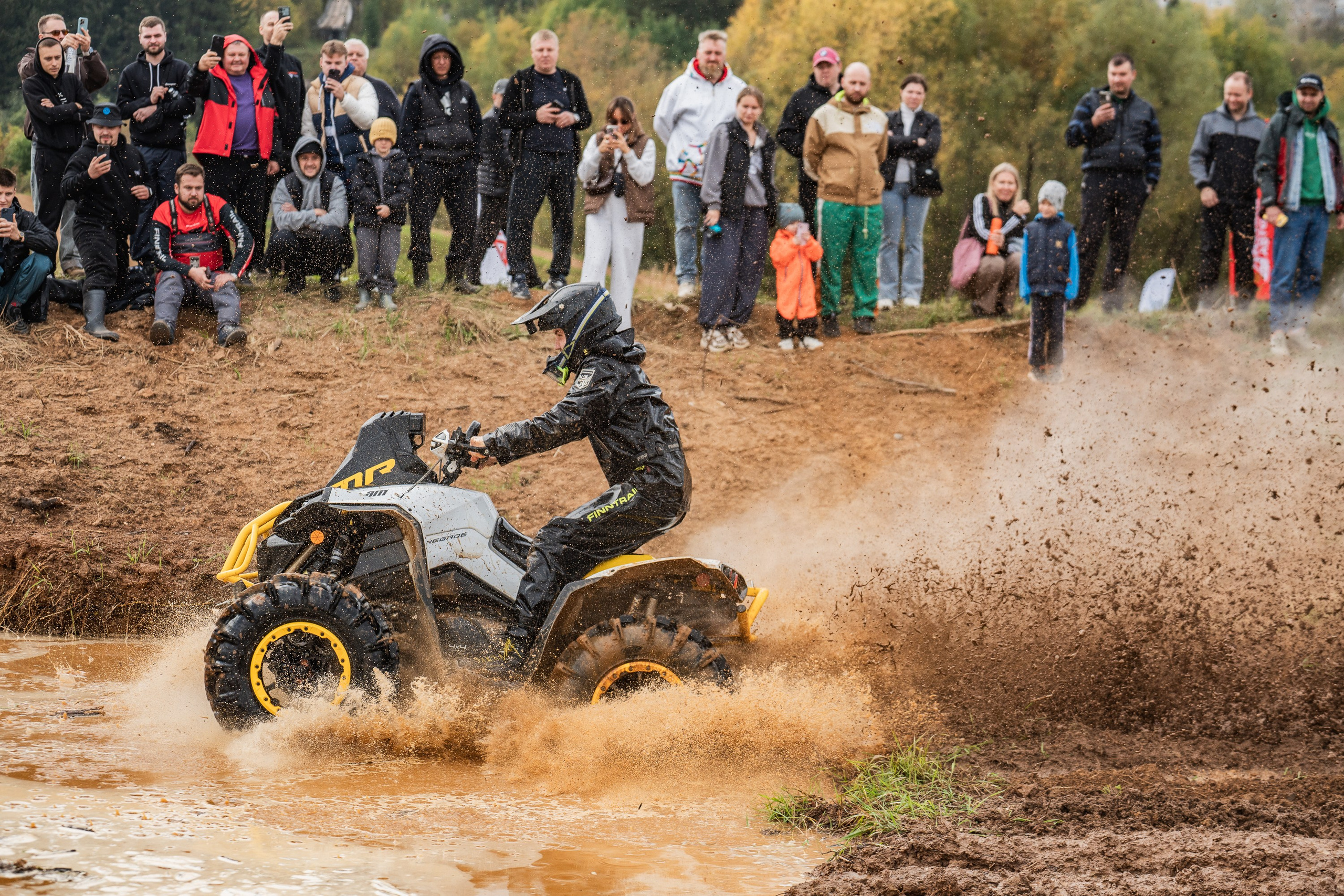 Mud racing. Паша Страхов — фотограф