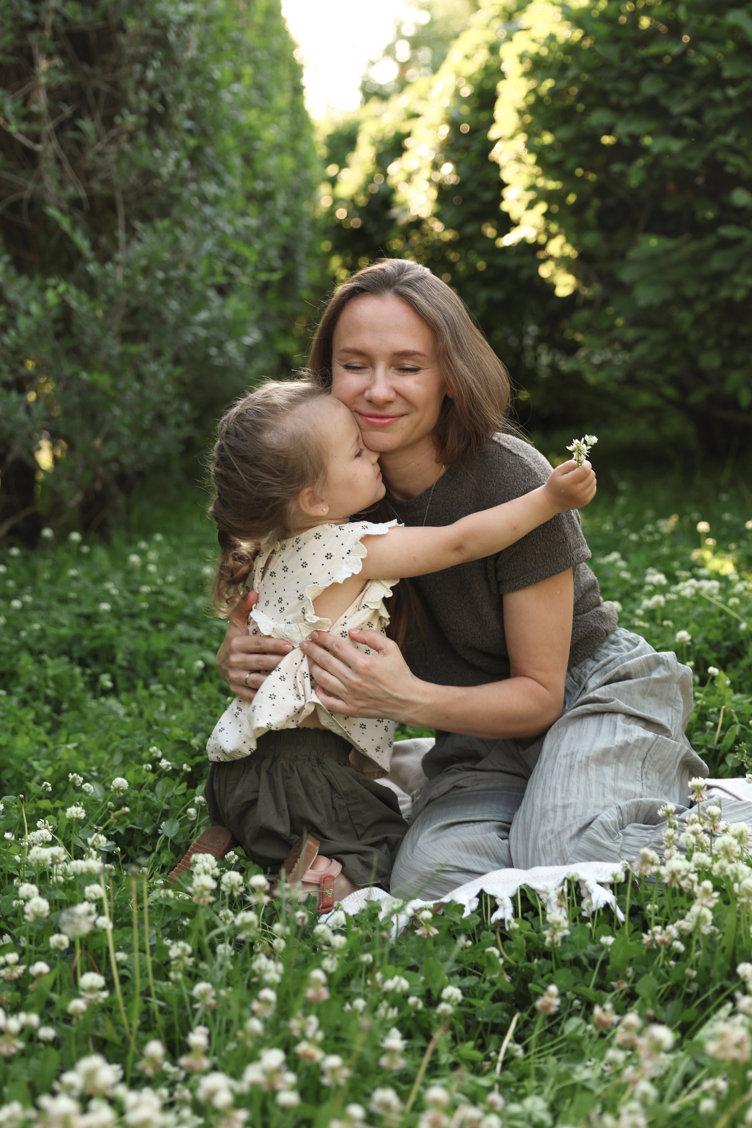 На полянке клевера. Ваш семейный newborn и lifestyle фотограф в СПБ Наталья Журавлева