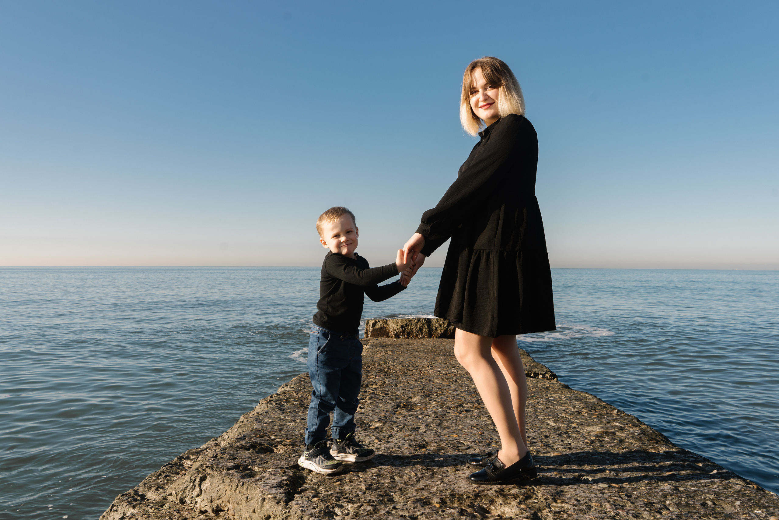 Семейная фотосессия на море. Фотограф в Сочи Тиунова Маргарита и Тиунов Евгений