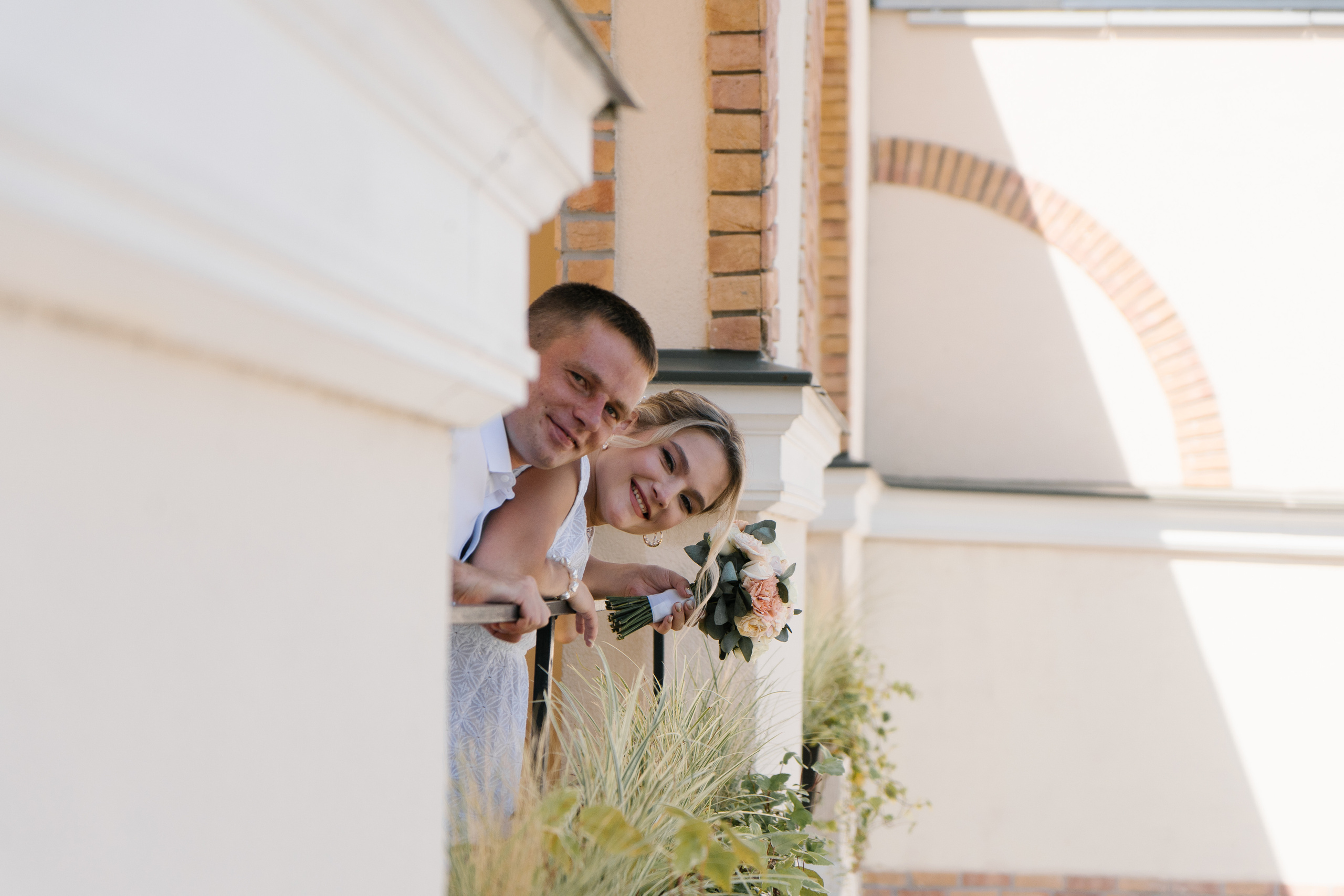 Красивая свадебная прогулка в красной поляне. Фотограф в Сочи Тиунова Маргарита и Тиунов Евгений