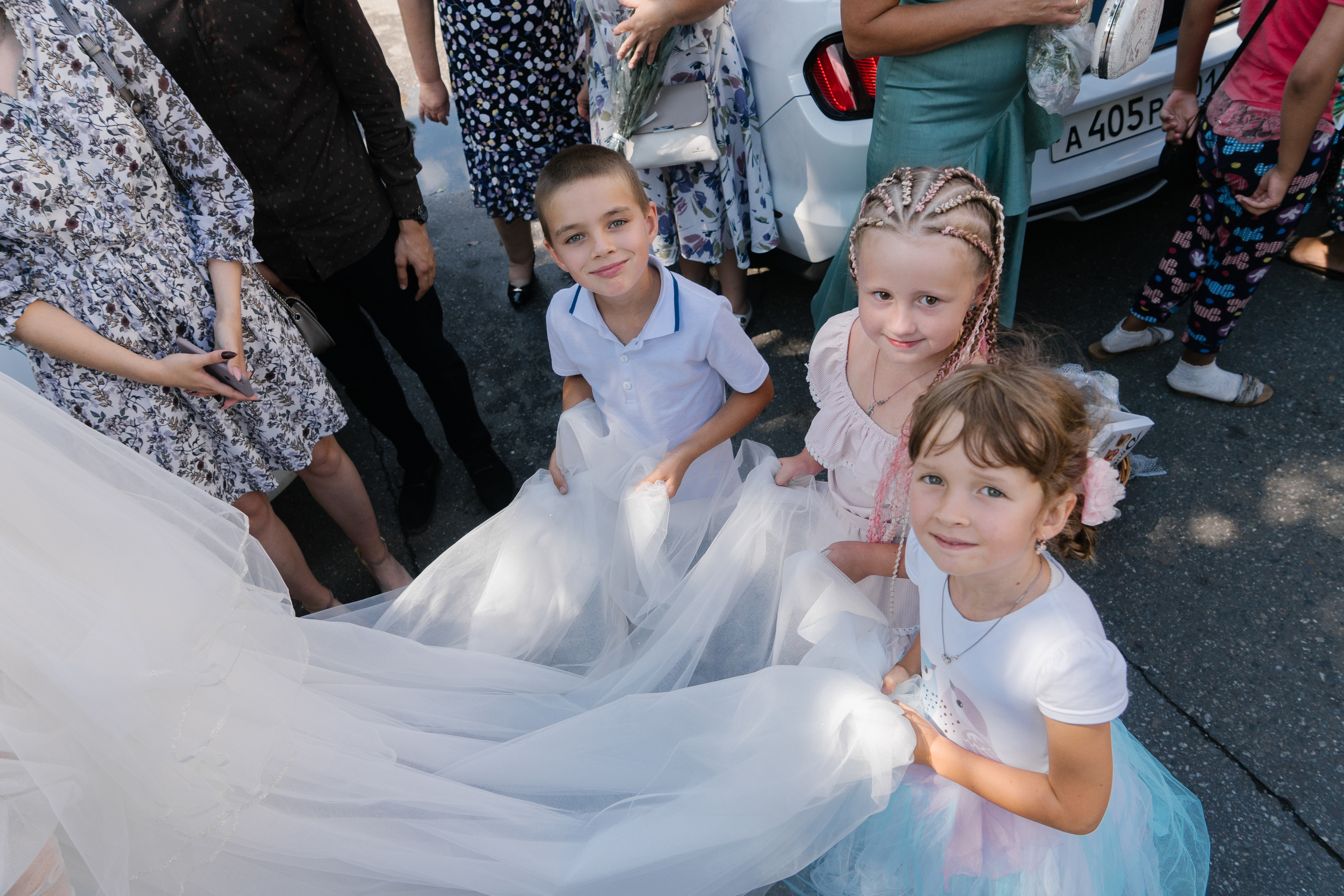 Красивая свадьба в ЗАГСе Адлера и в парке южные культуры. Фотограф в Сочи Тиунова Маргарита и Тиунов Евгений