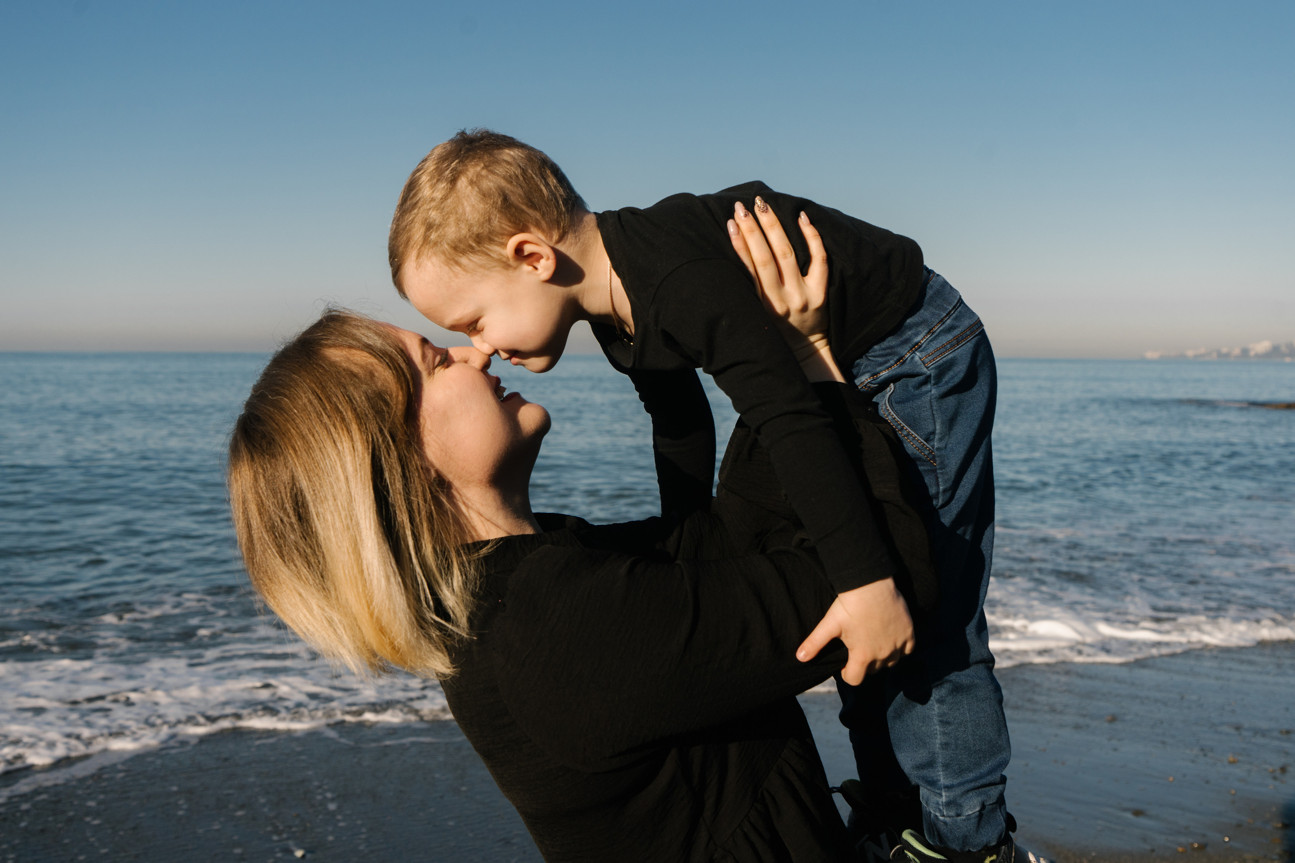 Семейная фотосессия на море. Фотограф в Сочи Тиунова Маргарита и Тиунов Евгений