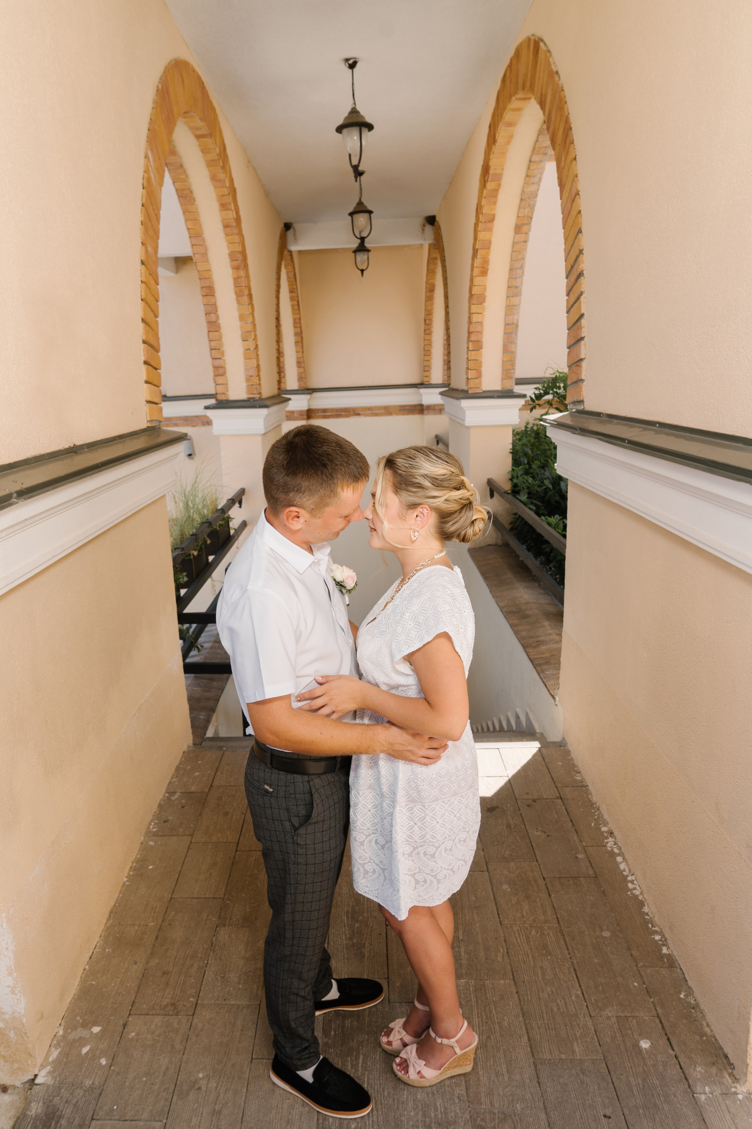 Красивая свадебная прогулка в красной поляне. Фотограф в Сочи Тиунова Маргарита и Тиунов Евгений