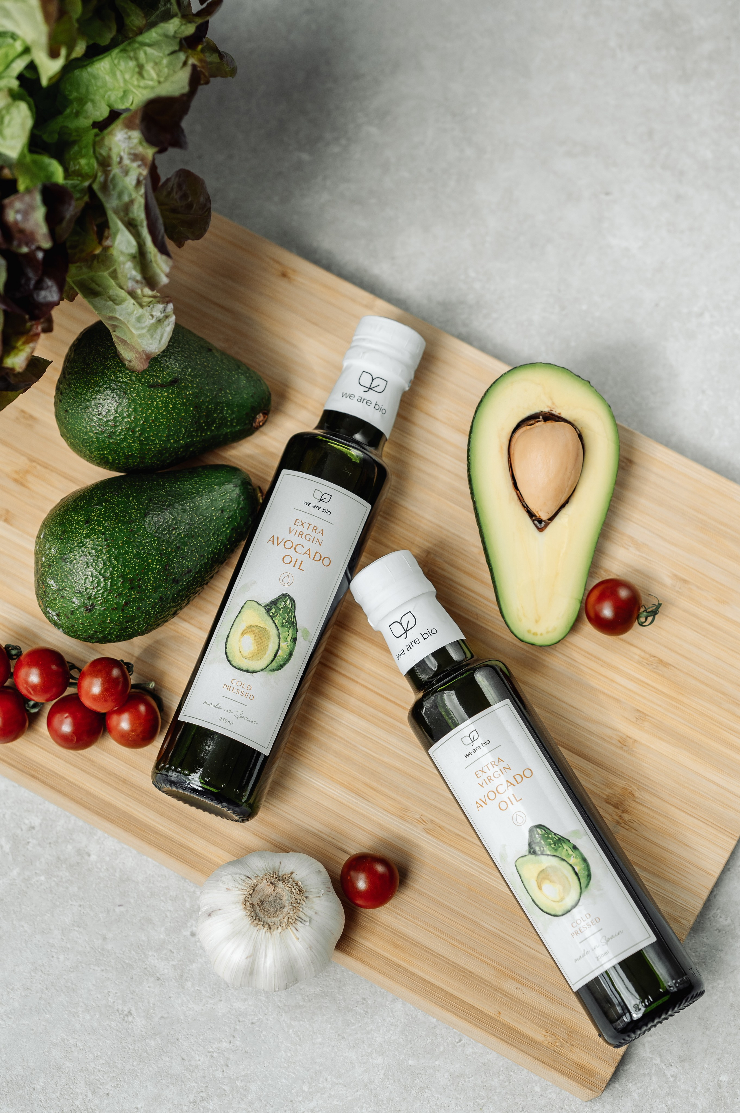 Съемка оливкового масла для маркетплейсов (Wildberries, Ozon, Яндекс.Маркет). Фотограф товаров для соцсетей - инстаграм, вконтакте. Контент-фотограф в Москве Хныкина Лена