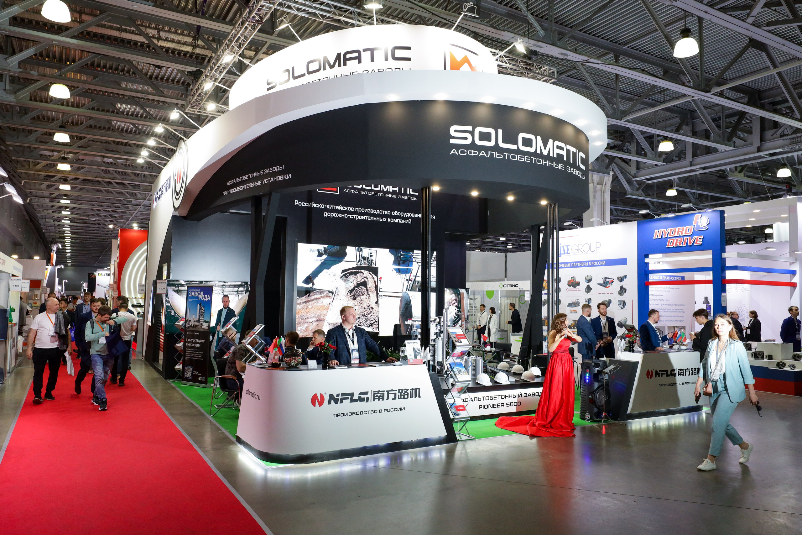 Съёмка стенда на выставке. Фотограф на мероприятие в Москве Марик