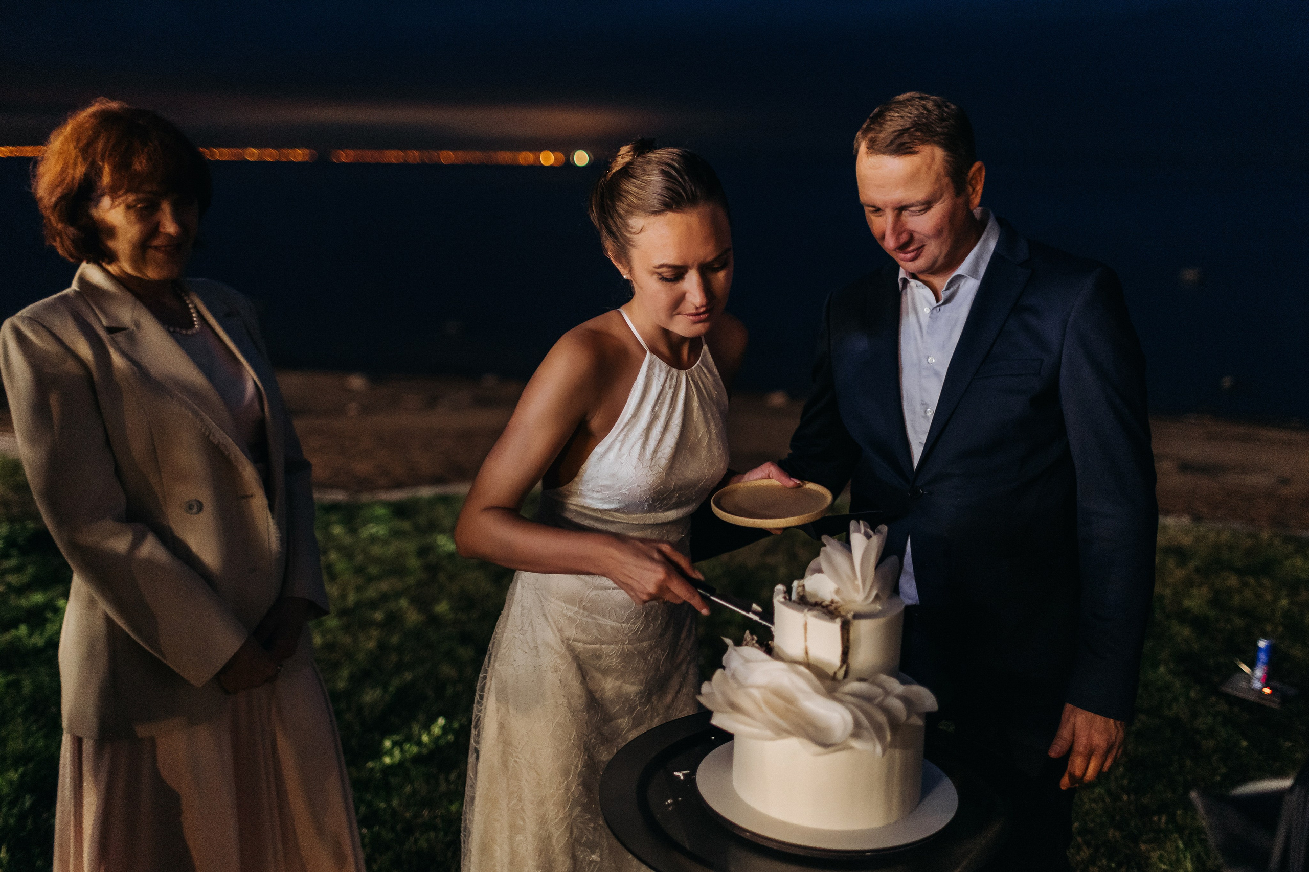 Кирилл и Олеся (Санкт-Петербург, Россия). Destination wedding photographer Peter Letu