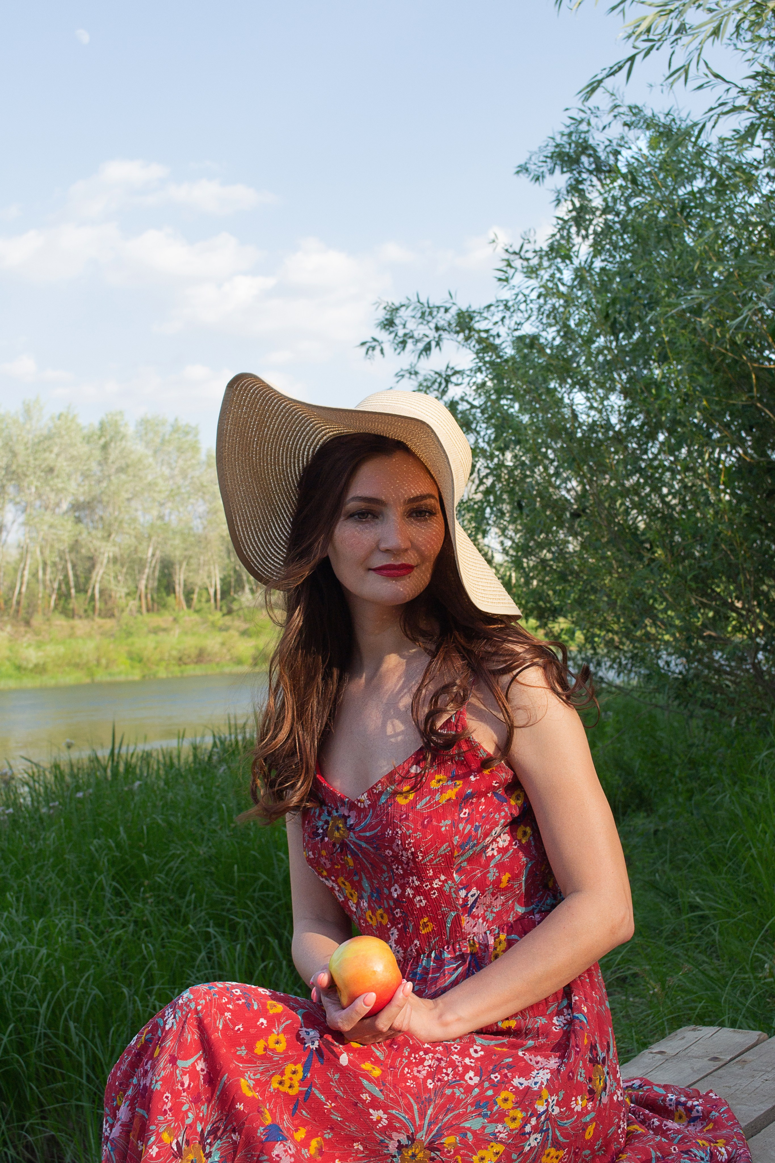 Магазинам одежды и обуви. Профессиональный фотограф в Оренбурге Ира Воздух