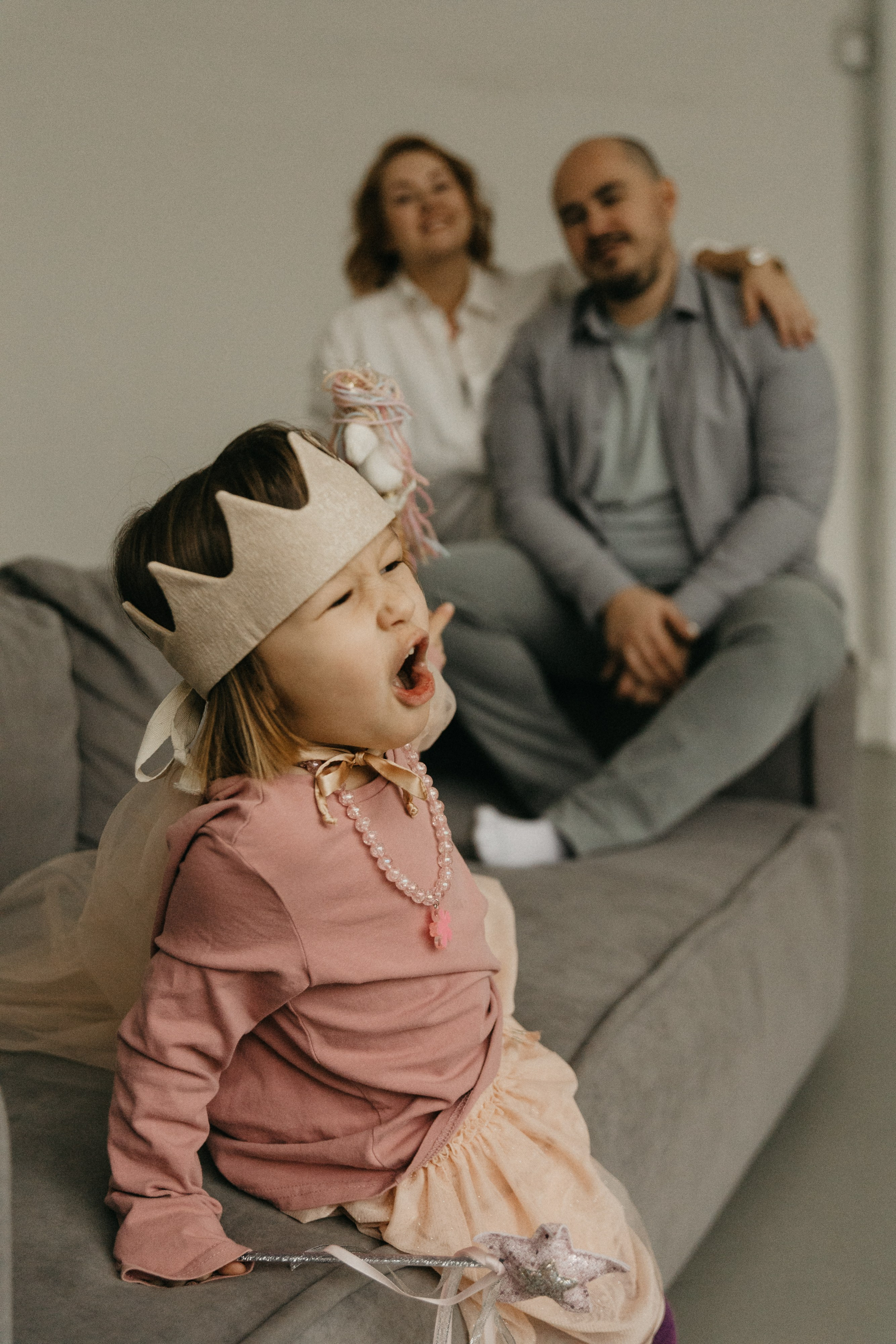 Мика, Саша, Сара. Главная