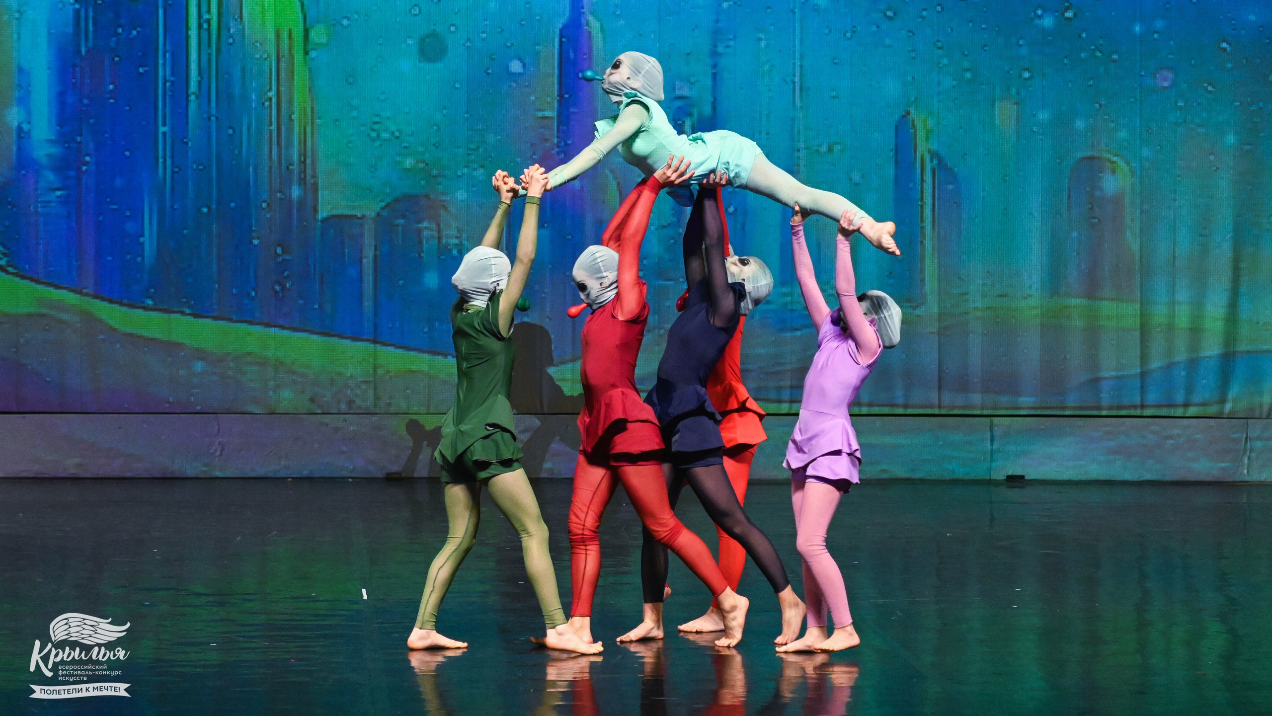 04.06.2025 Всероссийский фестиваль-конкурс искусств «Крылья» г. Санкт- Петербург. Медиастудия Фото Концепт