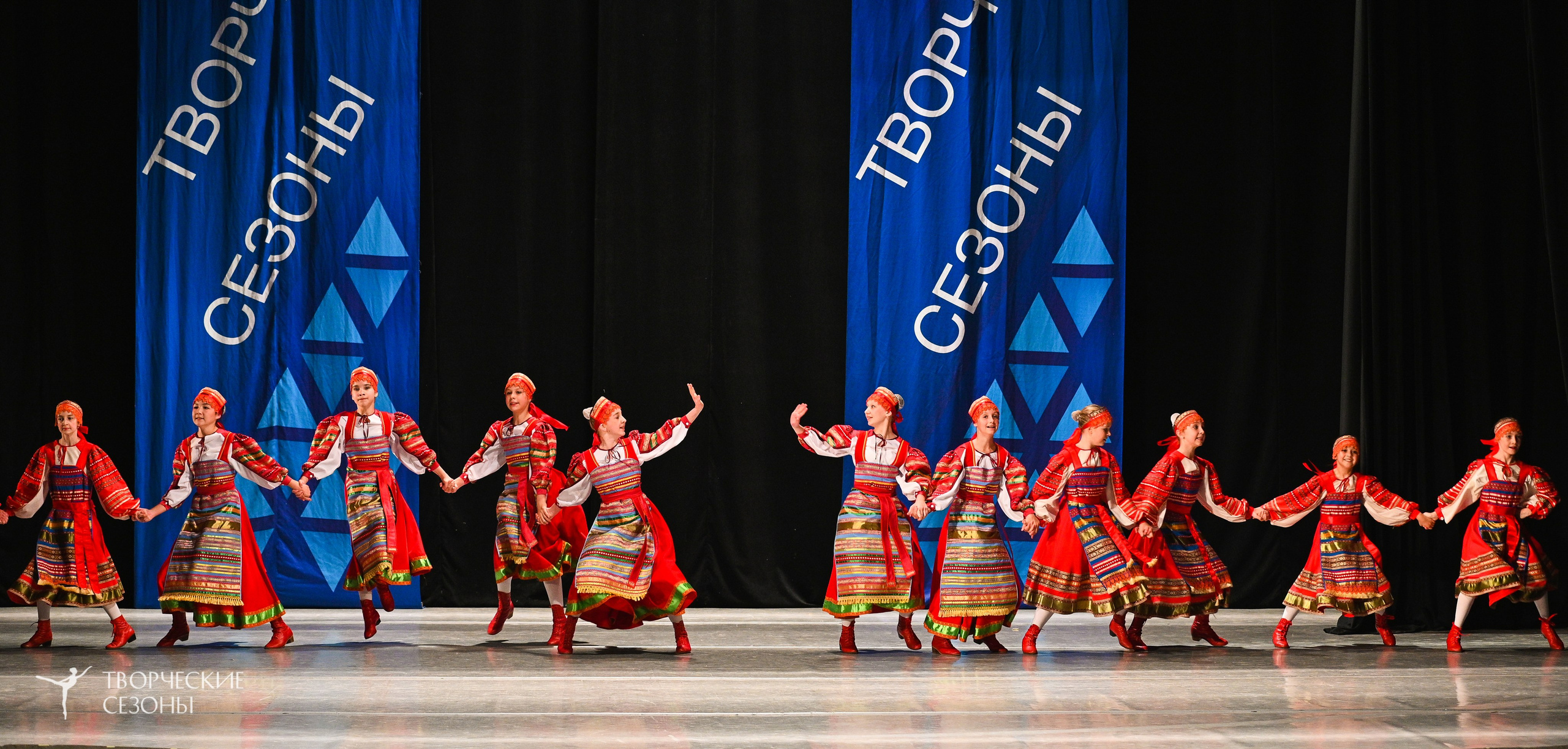 22.11.2025 IV Всероссийский хореографический фестиваль «Россия танцует на Волге». Медиастудия Фото Концепт