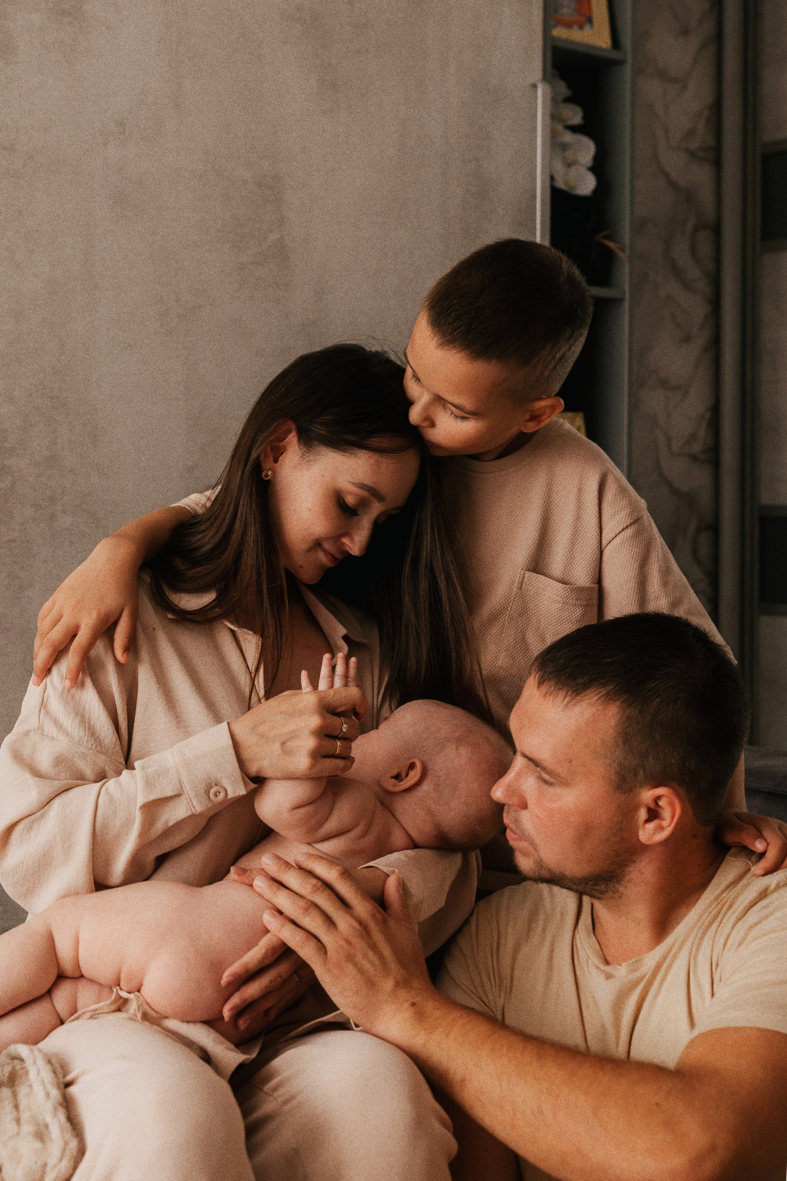 Стас, Юля, Артем и Алина. Семейный фотограф • Домашние съемки в Нижнем Новгороде