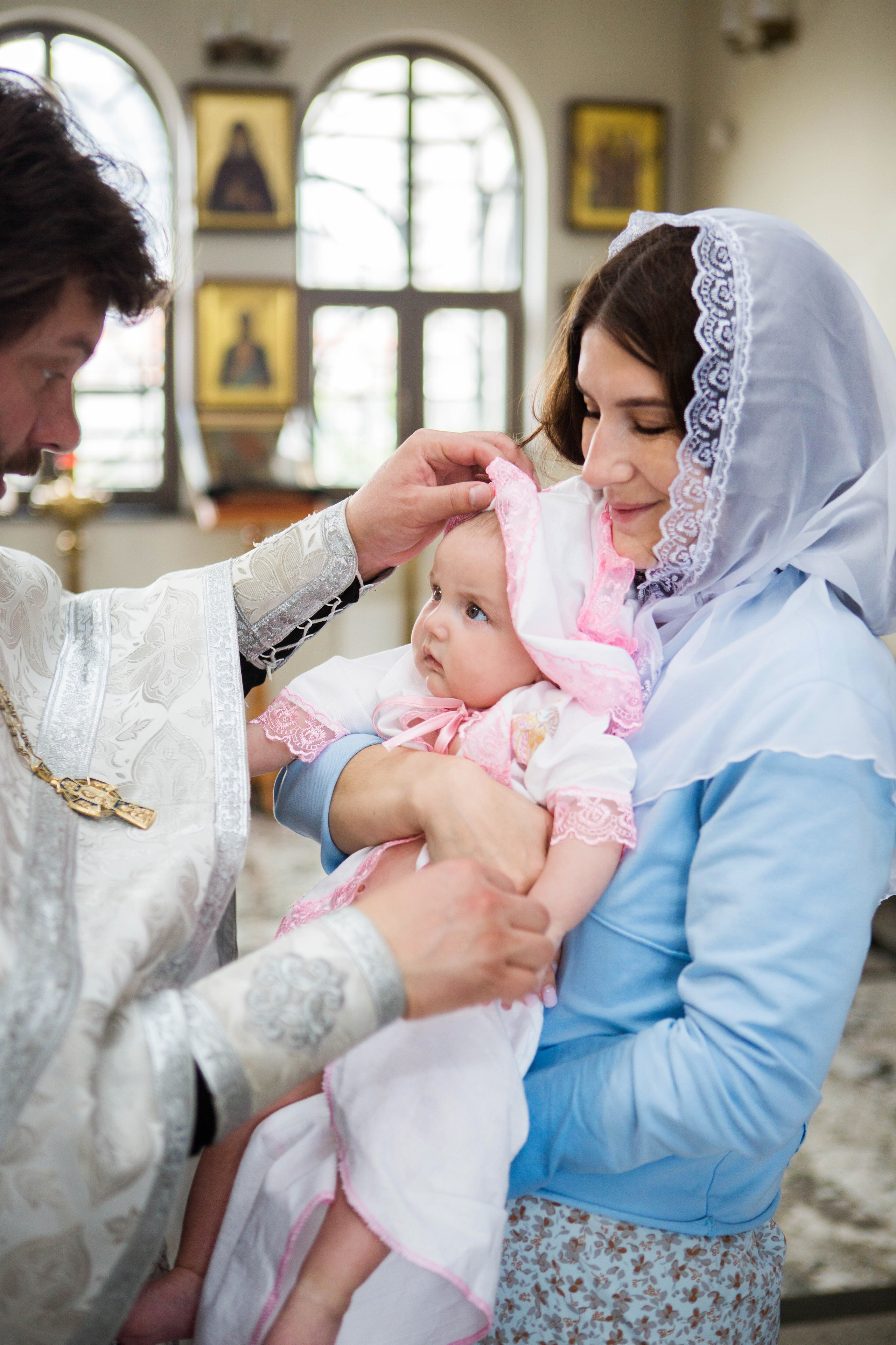 Крещение Софии. Храм Андрея Первозванного. Свадебный семейный и детский фотограф в Краснодаре Карина Федоровская