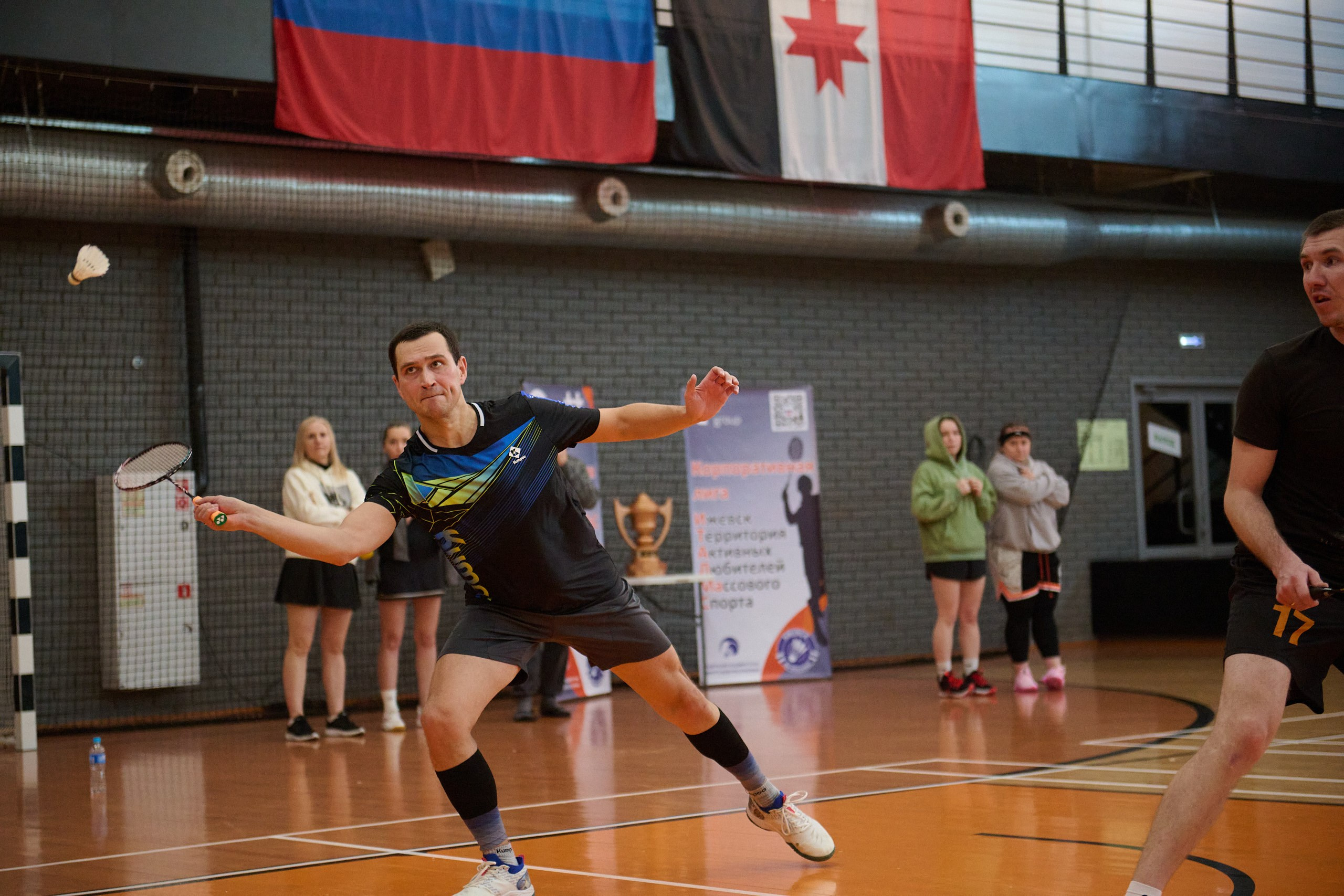 Спорт фотография бадминтон корпоративный кубок. Спортивный репортажный фотограф в Ижевске Сергей Мерзляков