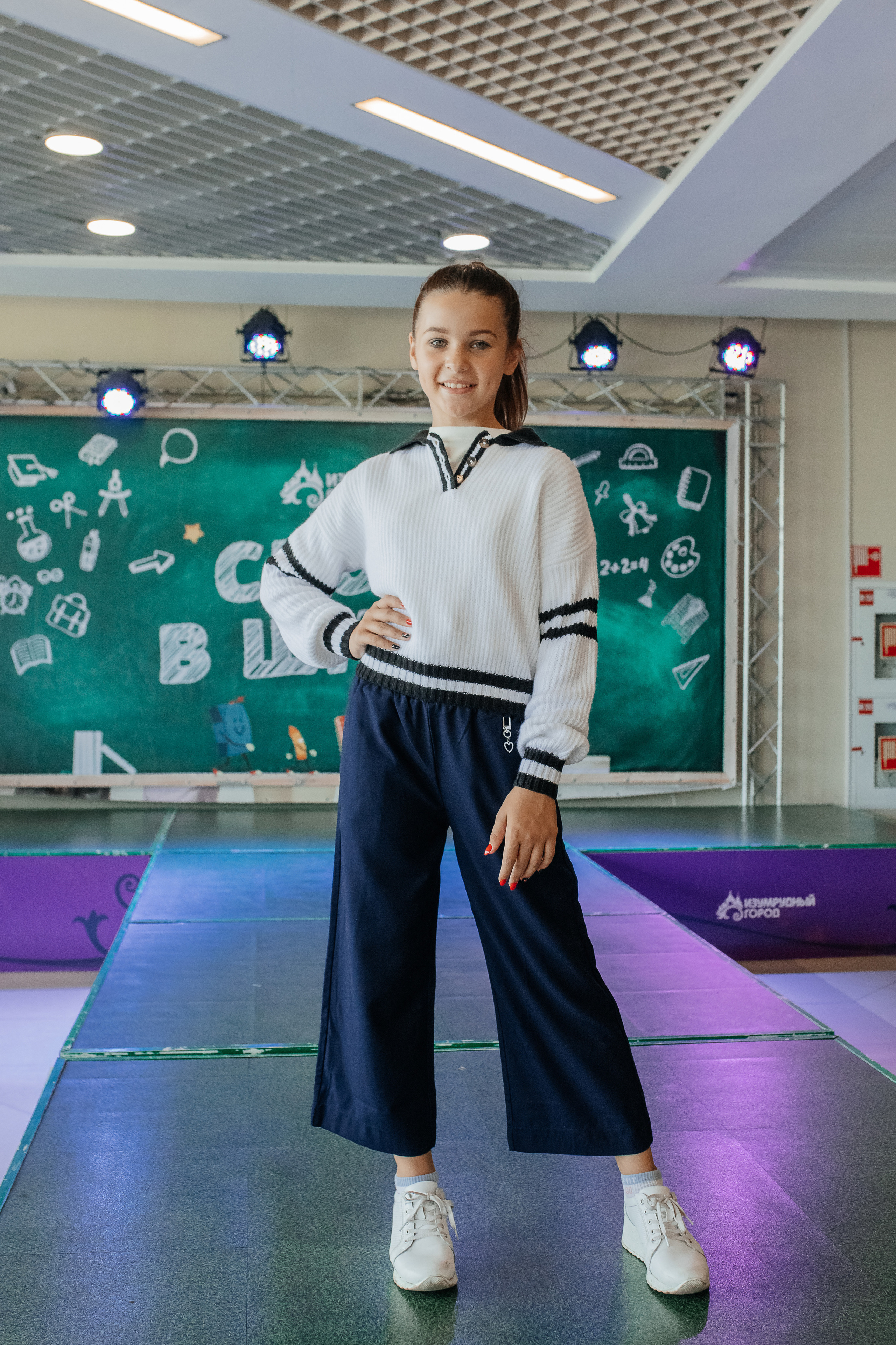 Показ «Скоро в школу» в Изумрудном городе. Семейный и свадебный фотограф в Томске Марилова Ольга